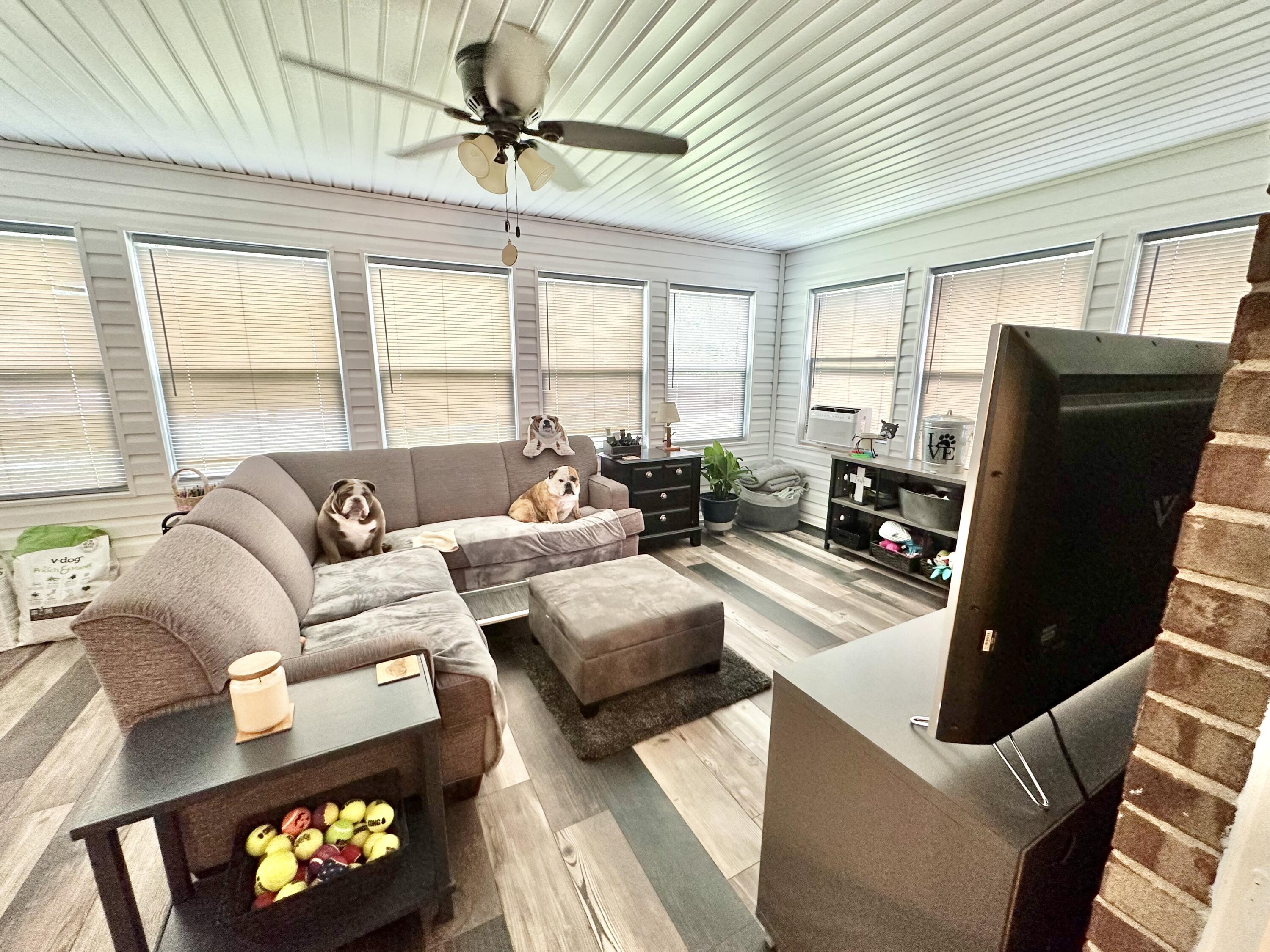 1002 Plainview Drive