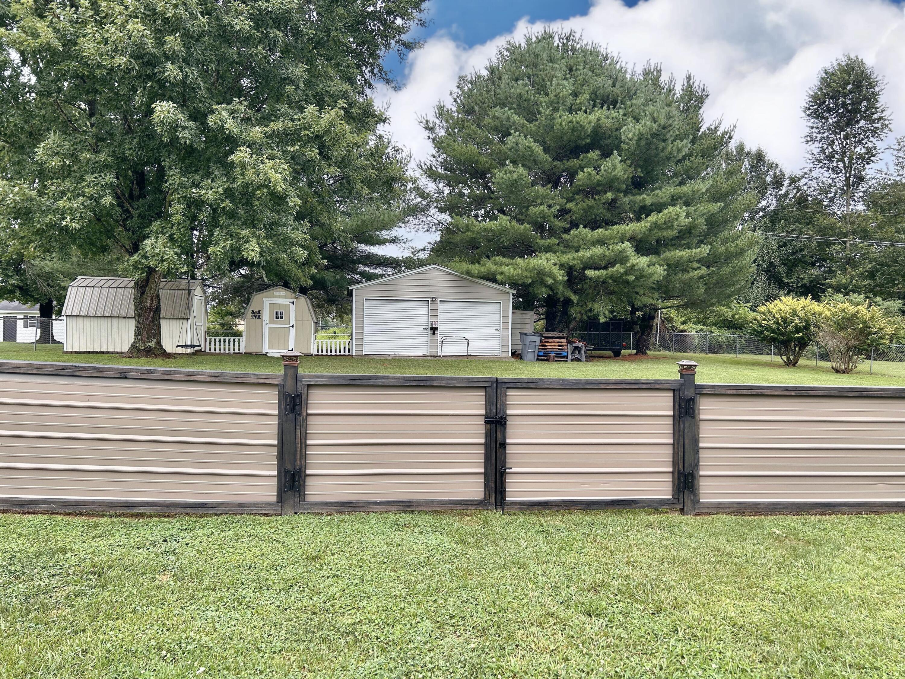 1002 Plainview Drive