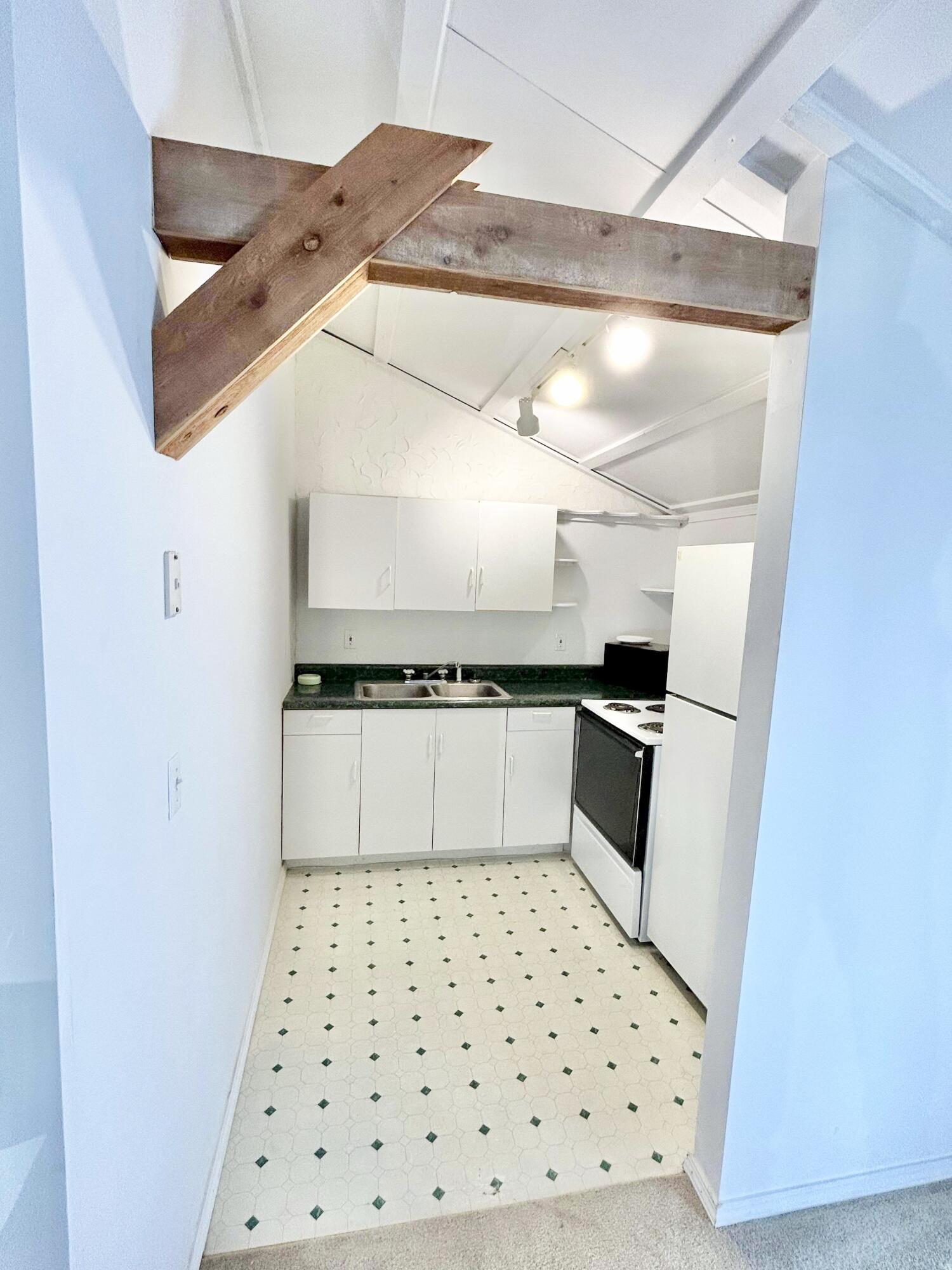 704 Mystic View Road