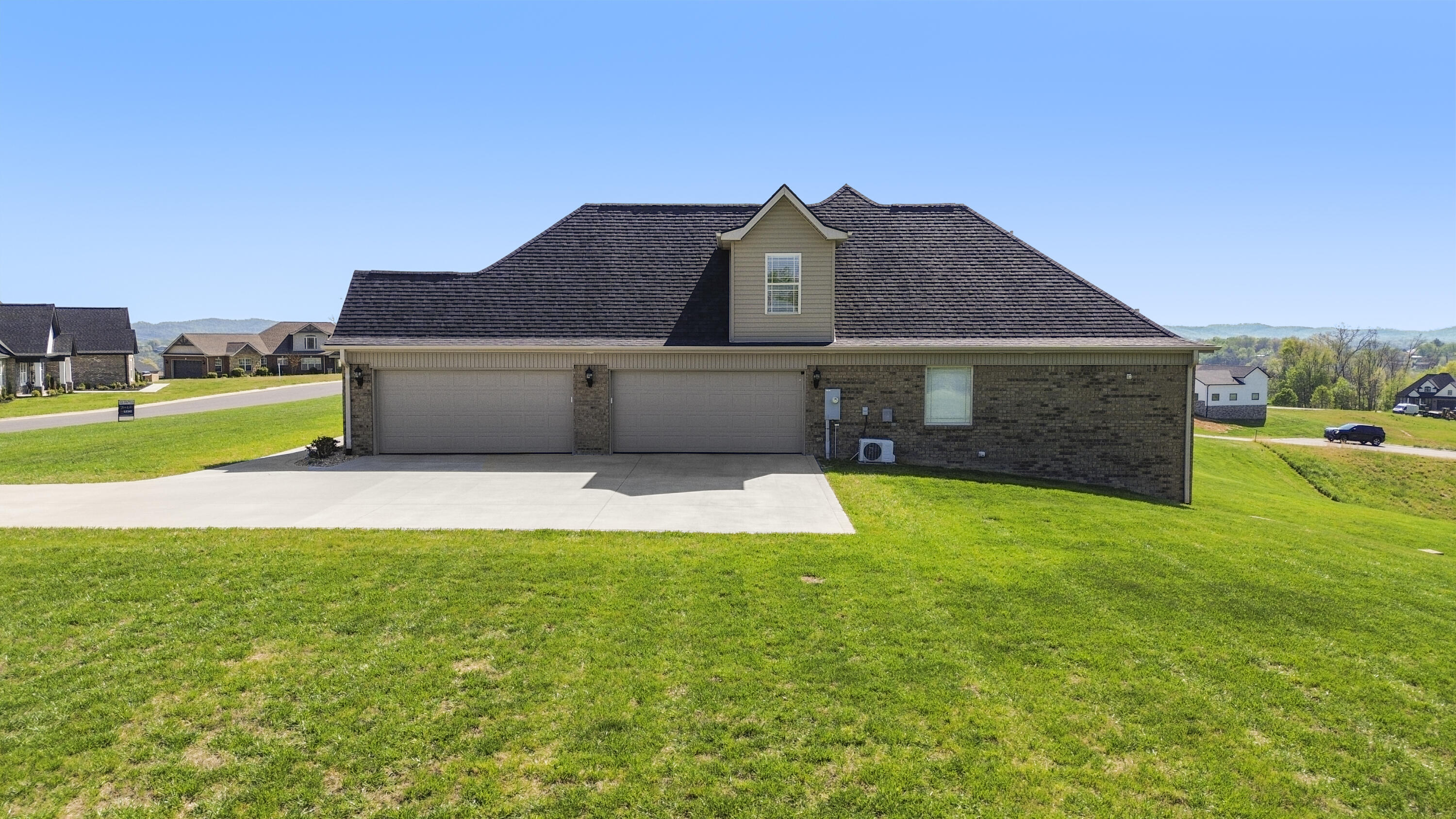 24 Shimmering Moon Drive