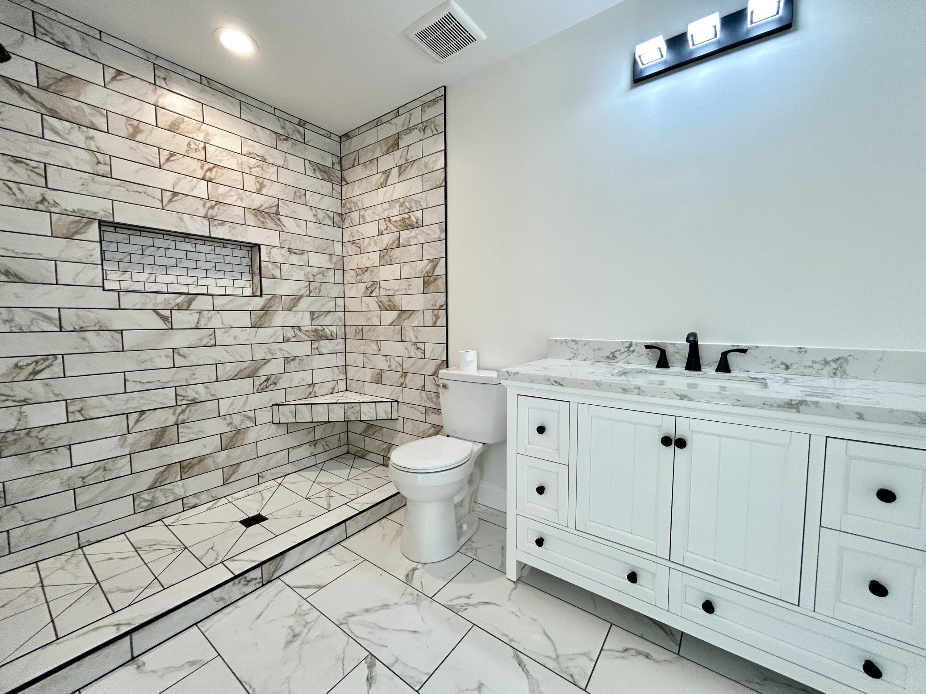 245 West Saddlebrook