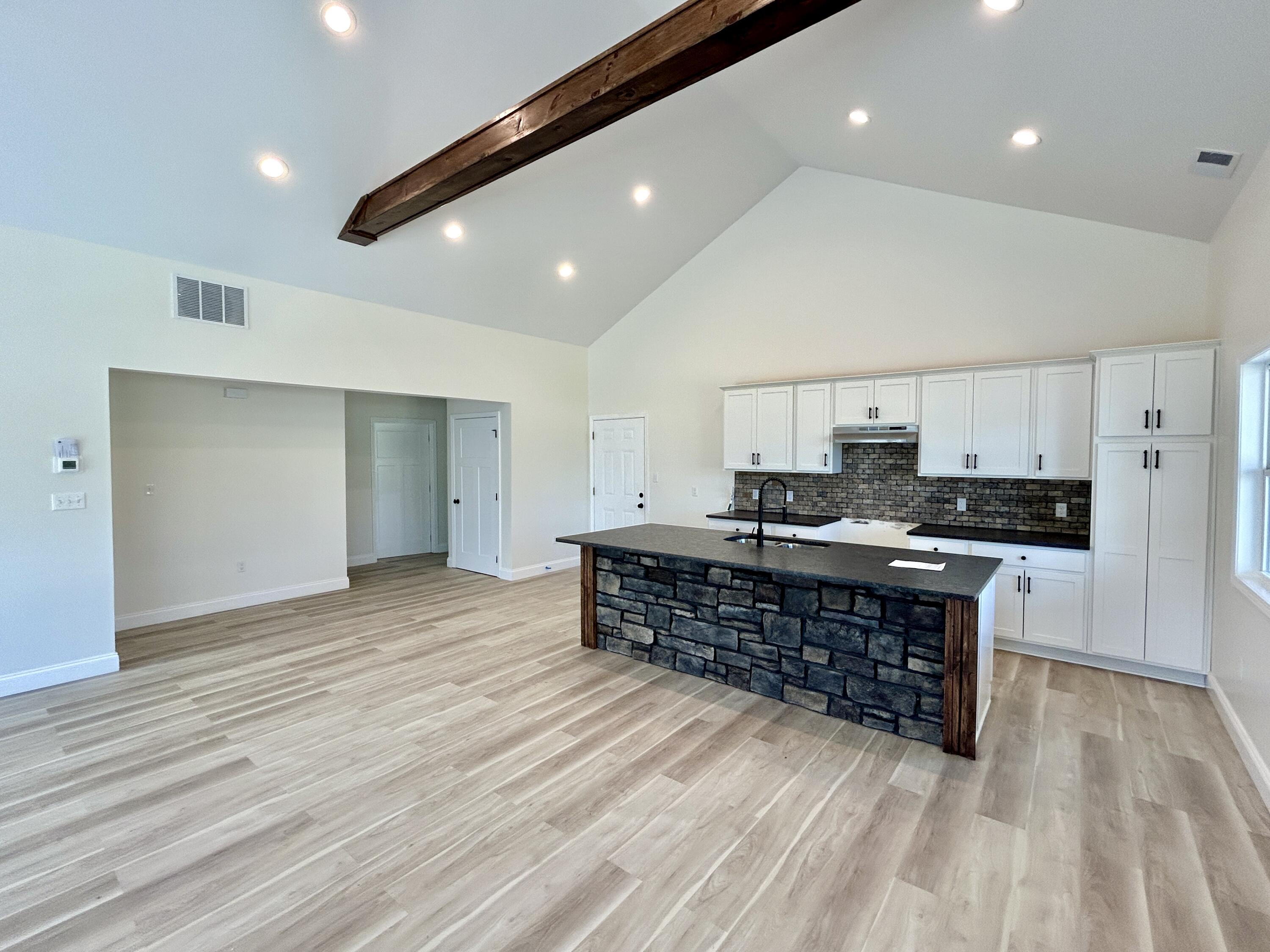 245 West Saddlebrook