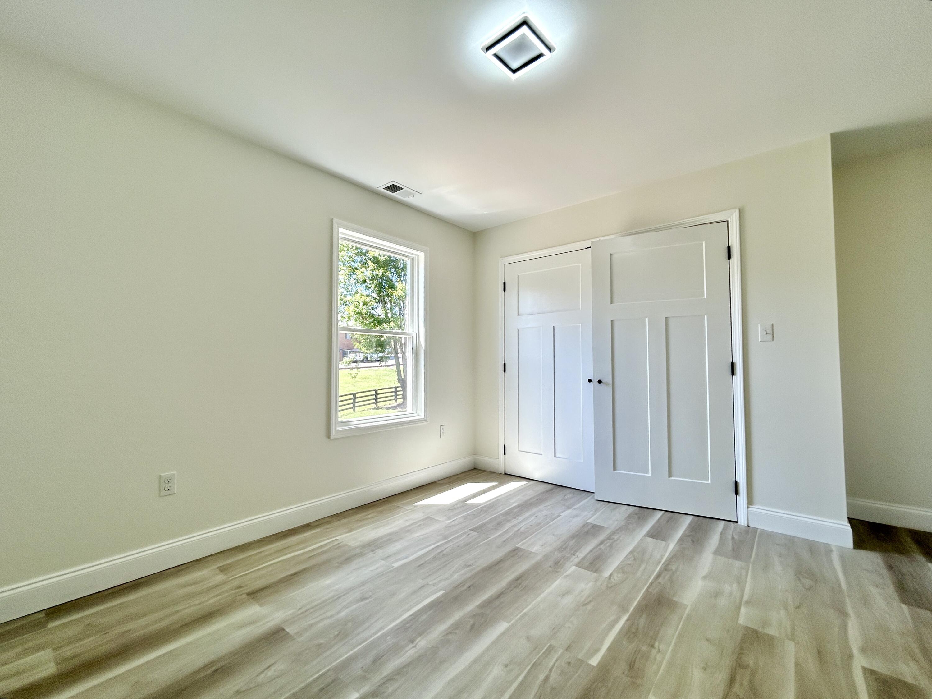 245 West Saddlebrook