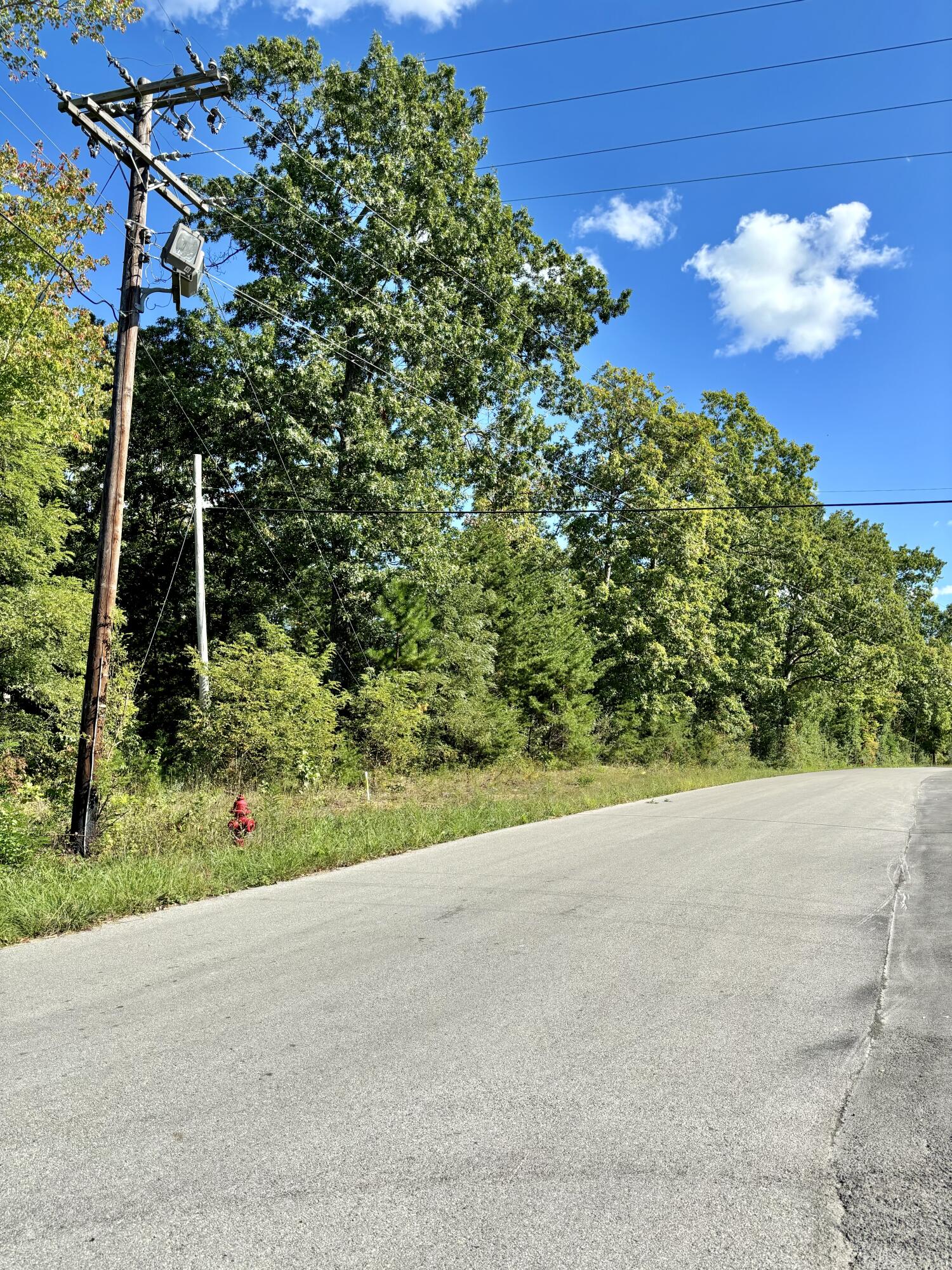 00 Lower Shirt factory Road