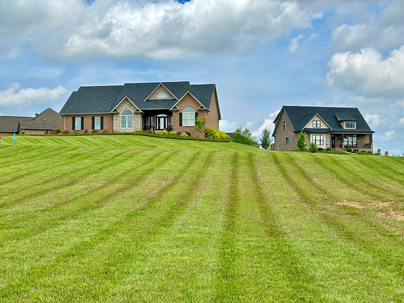108 East Saddlebrook Drive