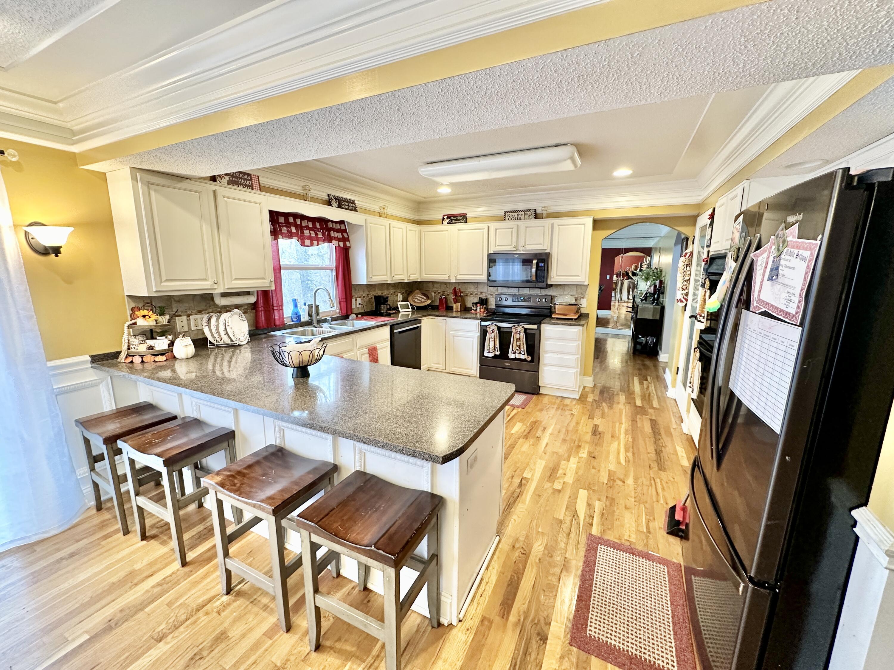 390 Fountain Way
