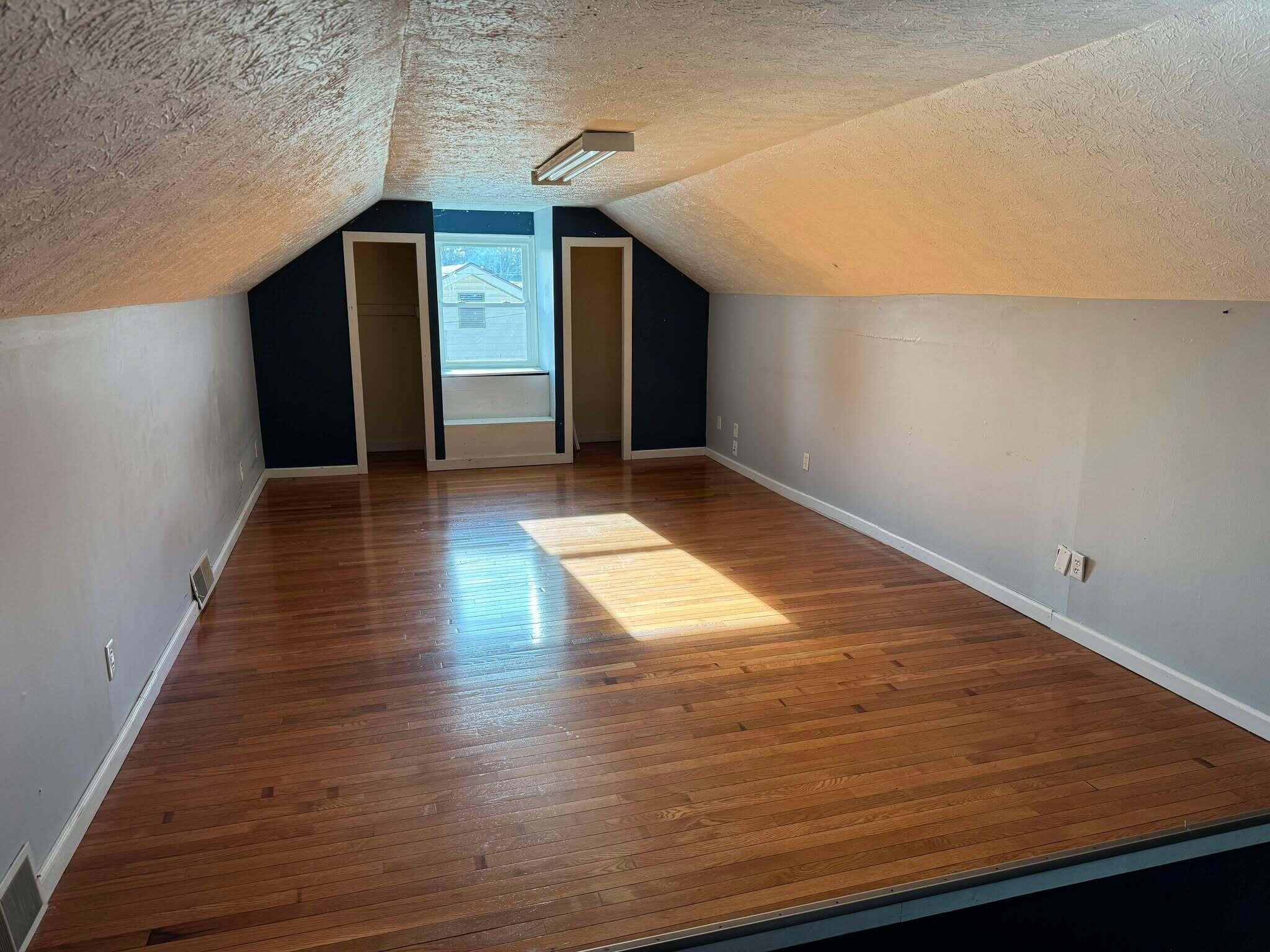 1120 Heartland Drive