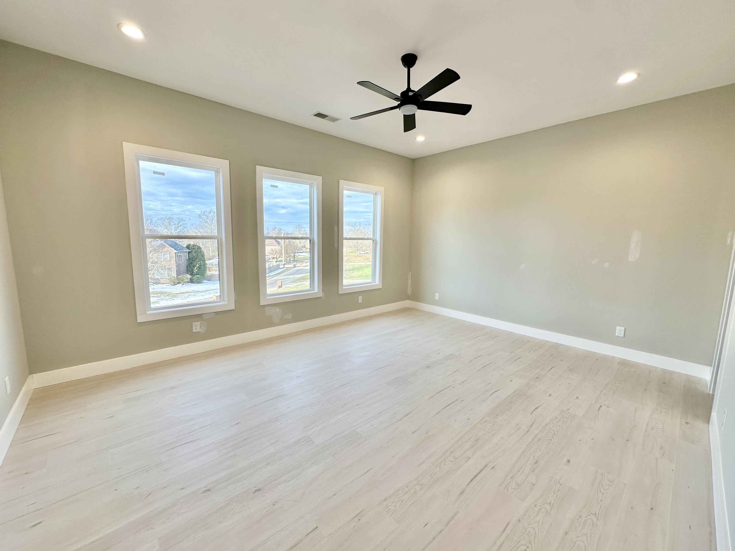 64 Water Cliff Drive