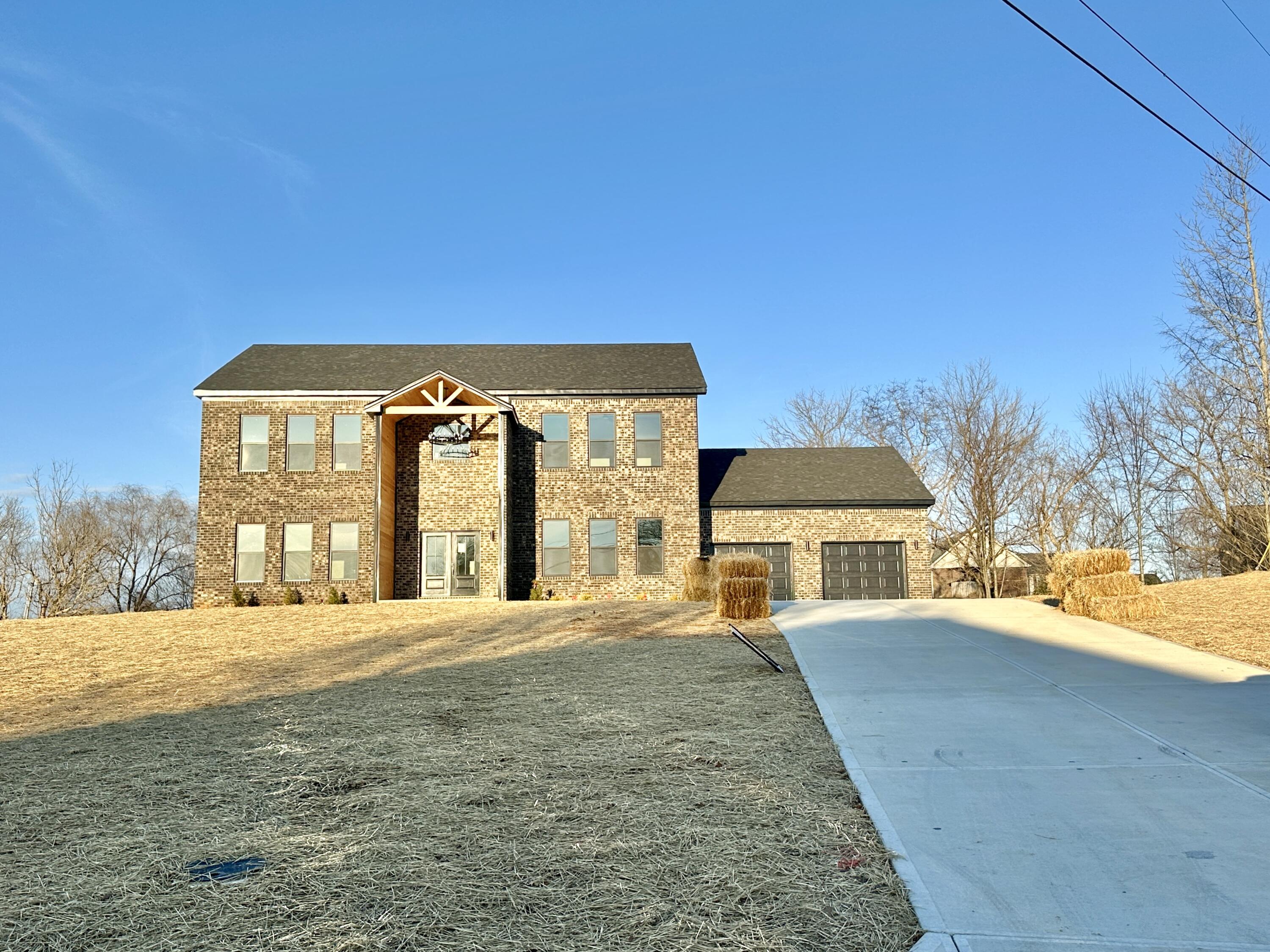 64 Water Cliff Drive