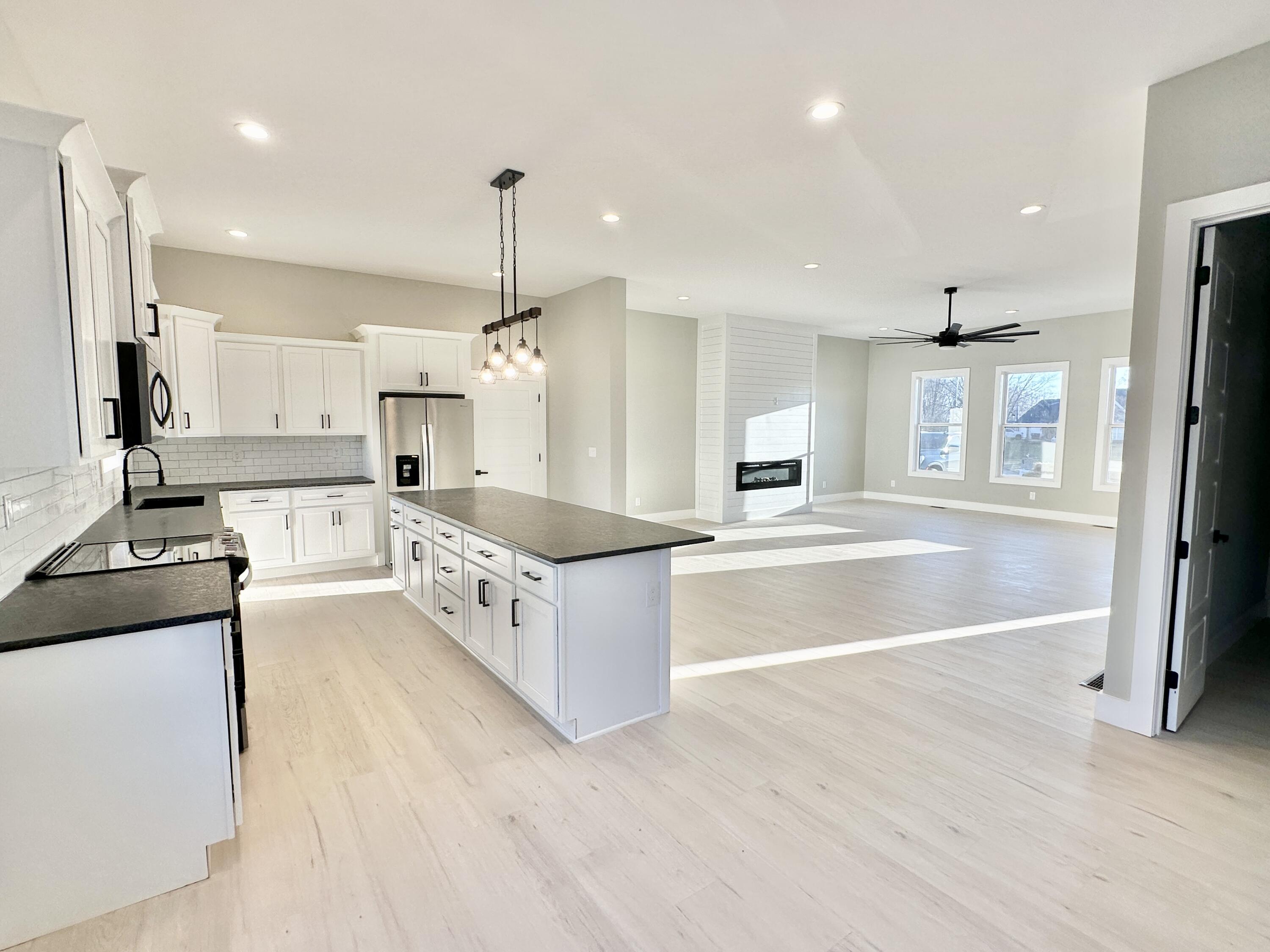 64 Water Cliff Drive