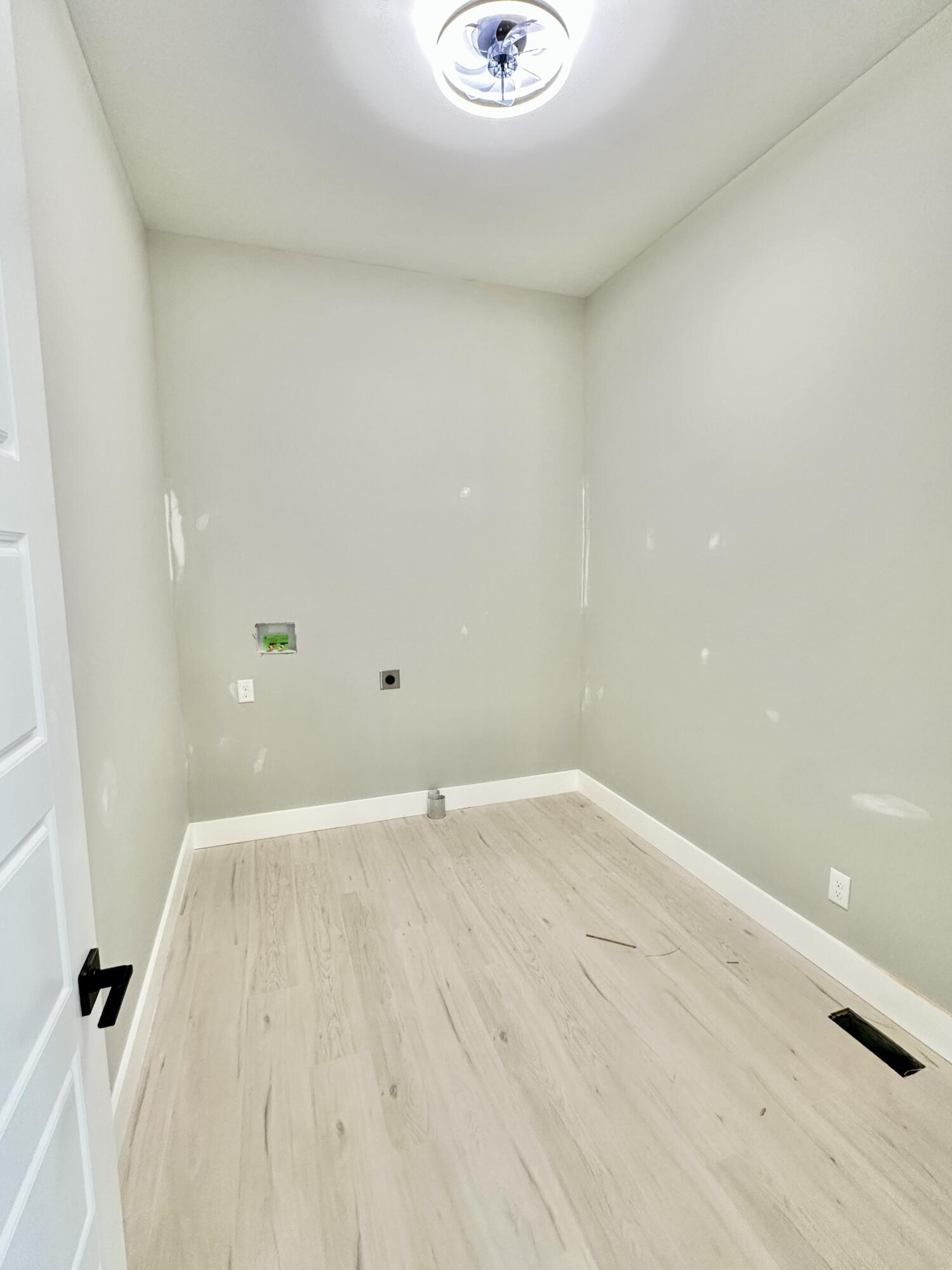 64 Water Cliff Drive