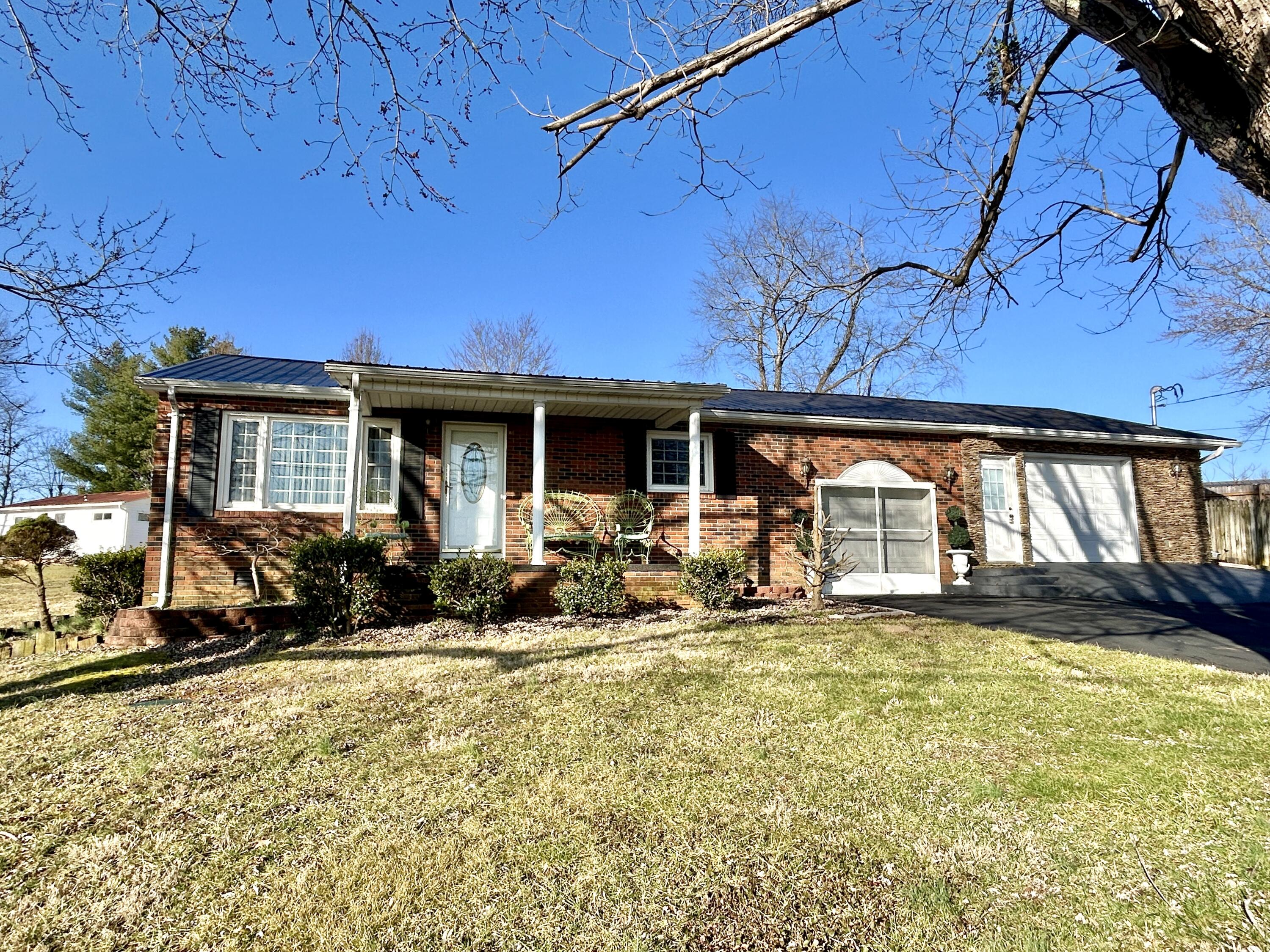165 East Bourbon Road