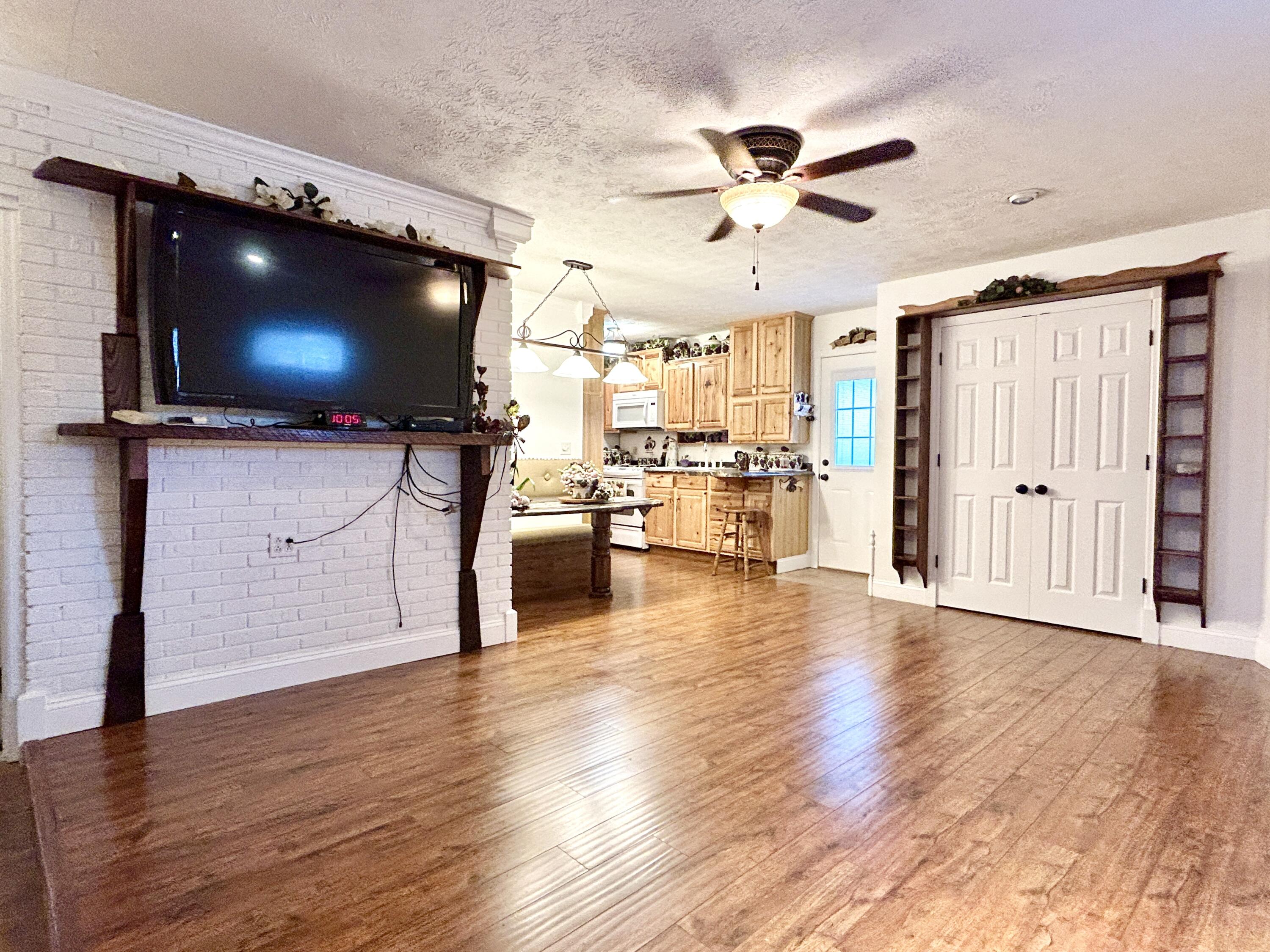 165 East Bourbon Road