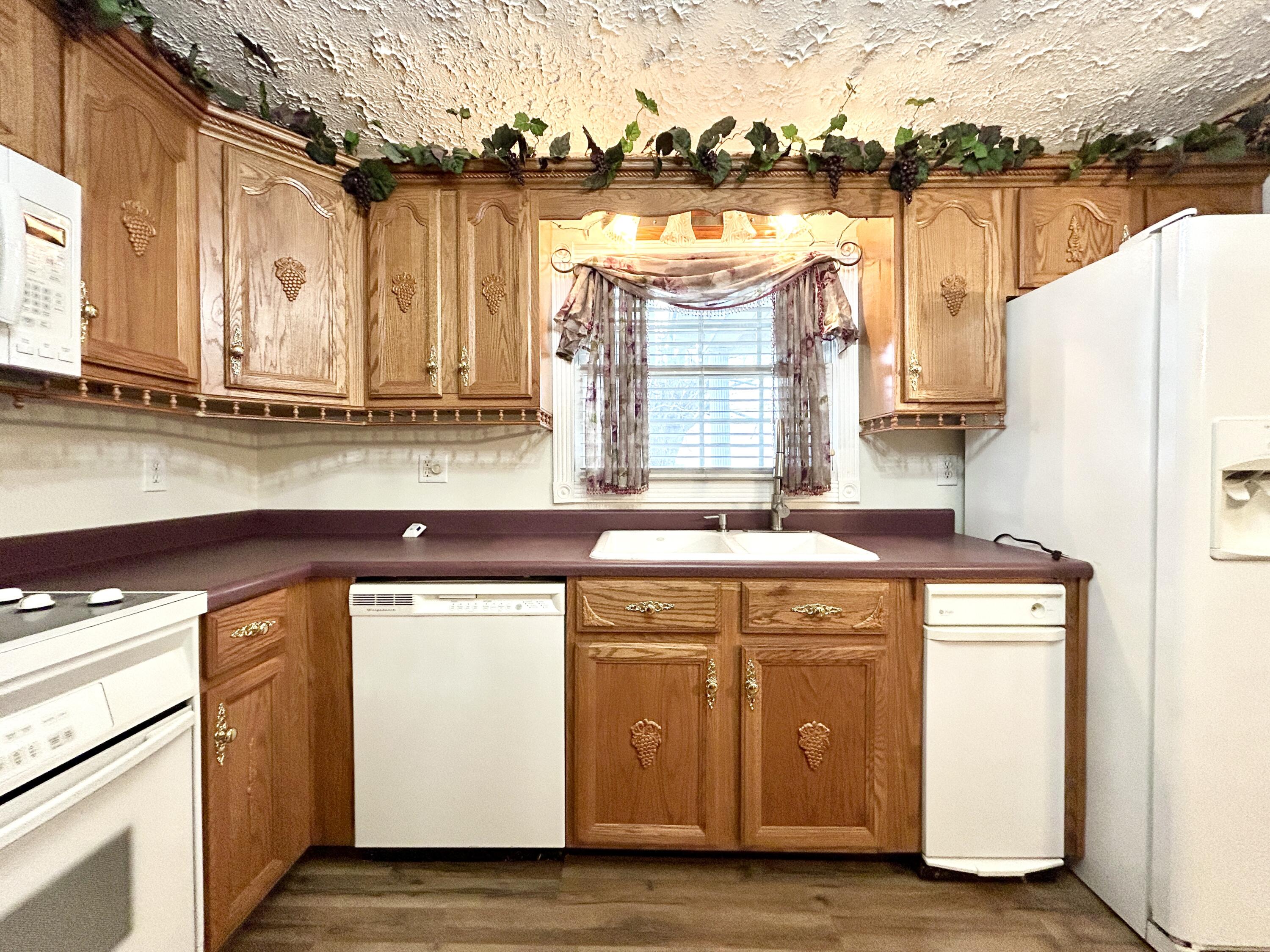 165 East Bourbon Road