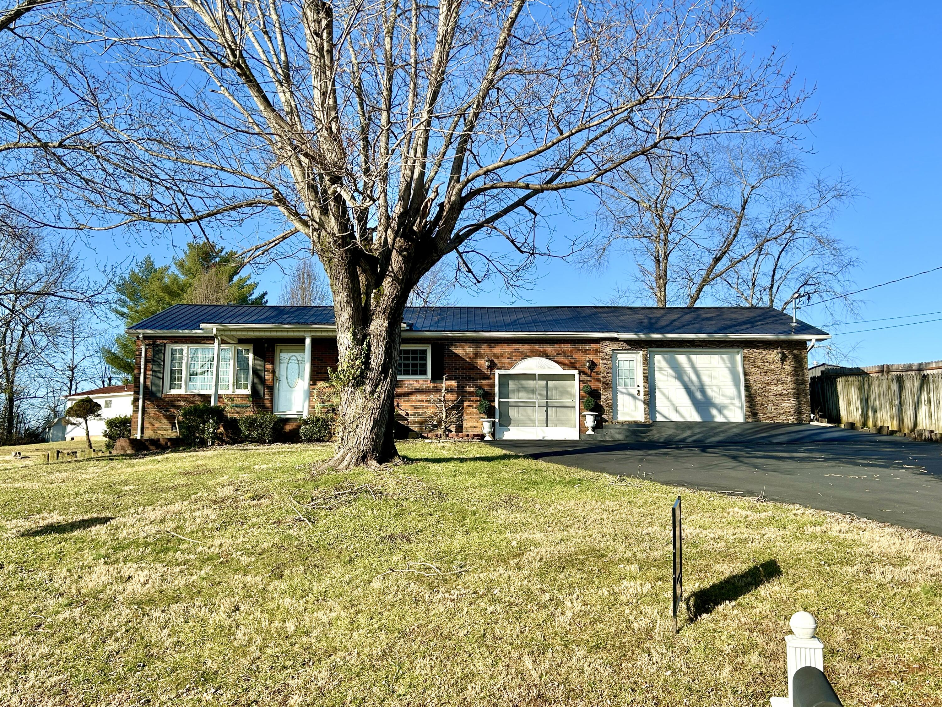 165 East Bourbon Road