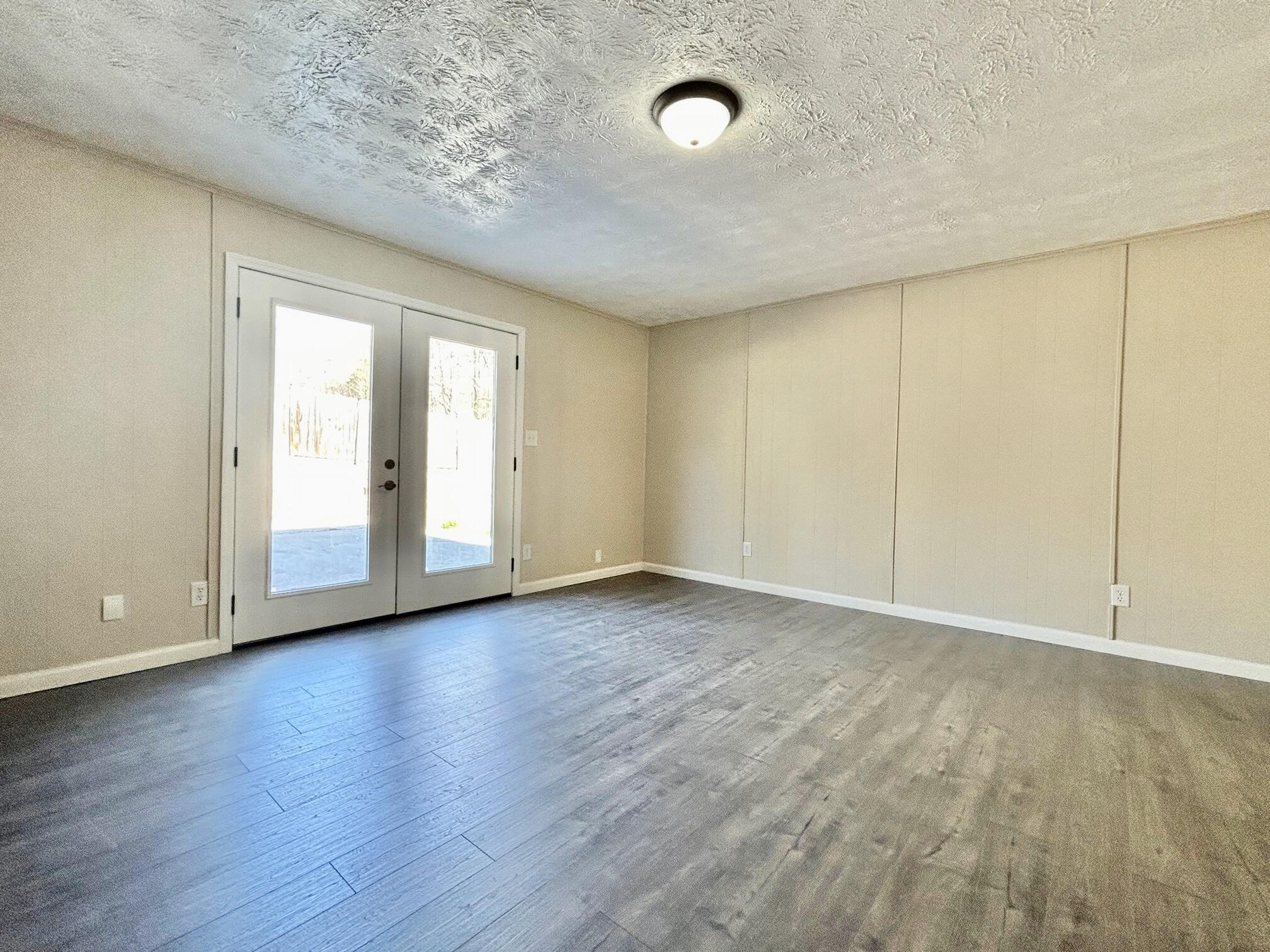 180 Calanna Estate Road