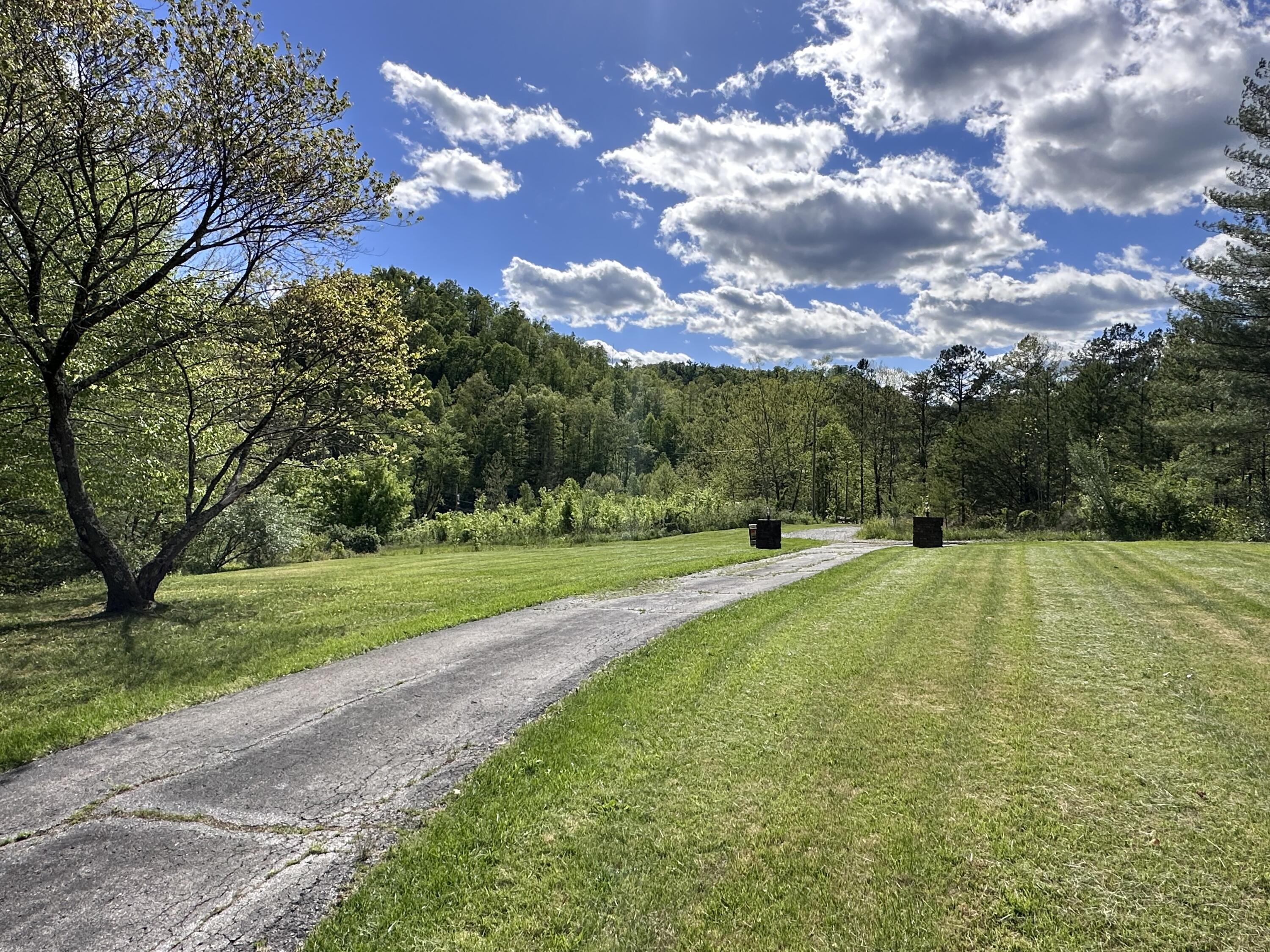 180 Calanna Estate Road