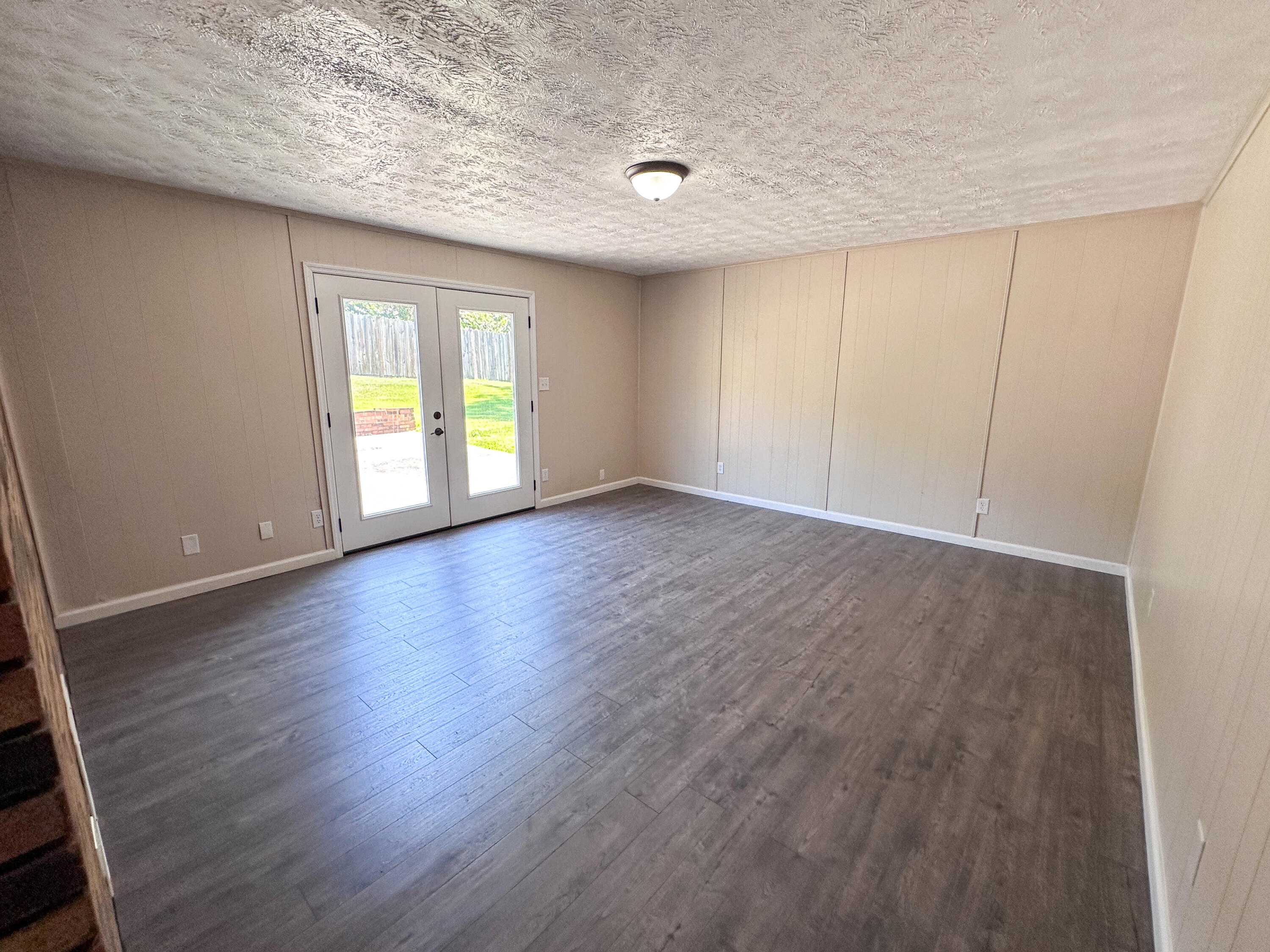 180 Calanna Estate Road