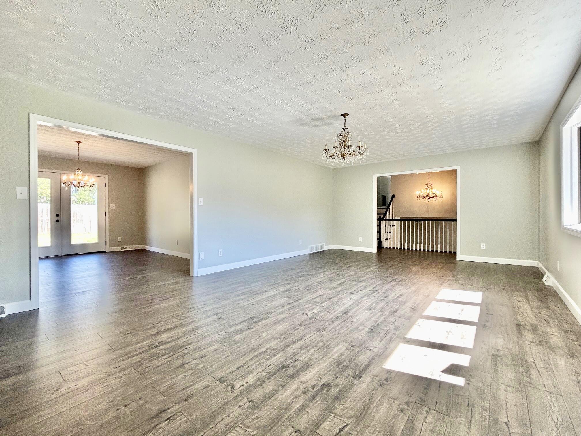 180 Calanna Estate Road