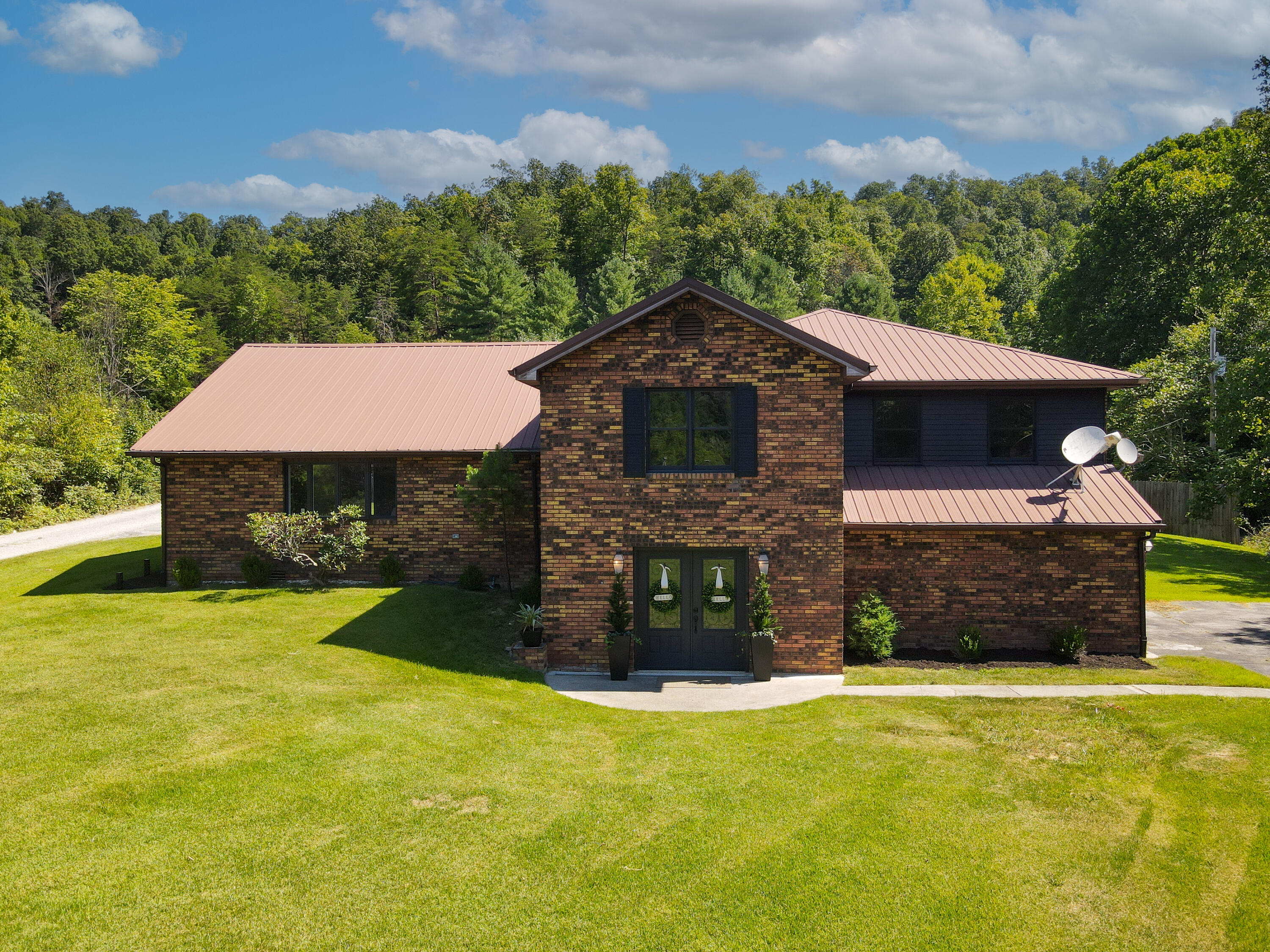 180 Calanna Estate Road