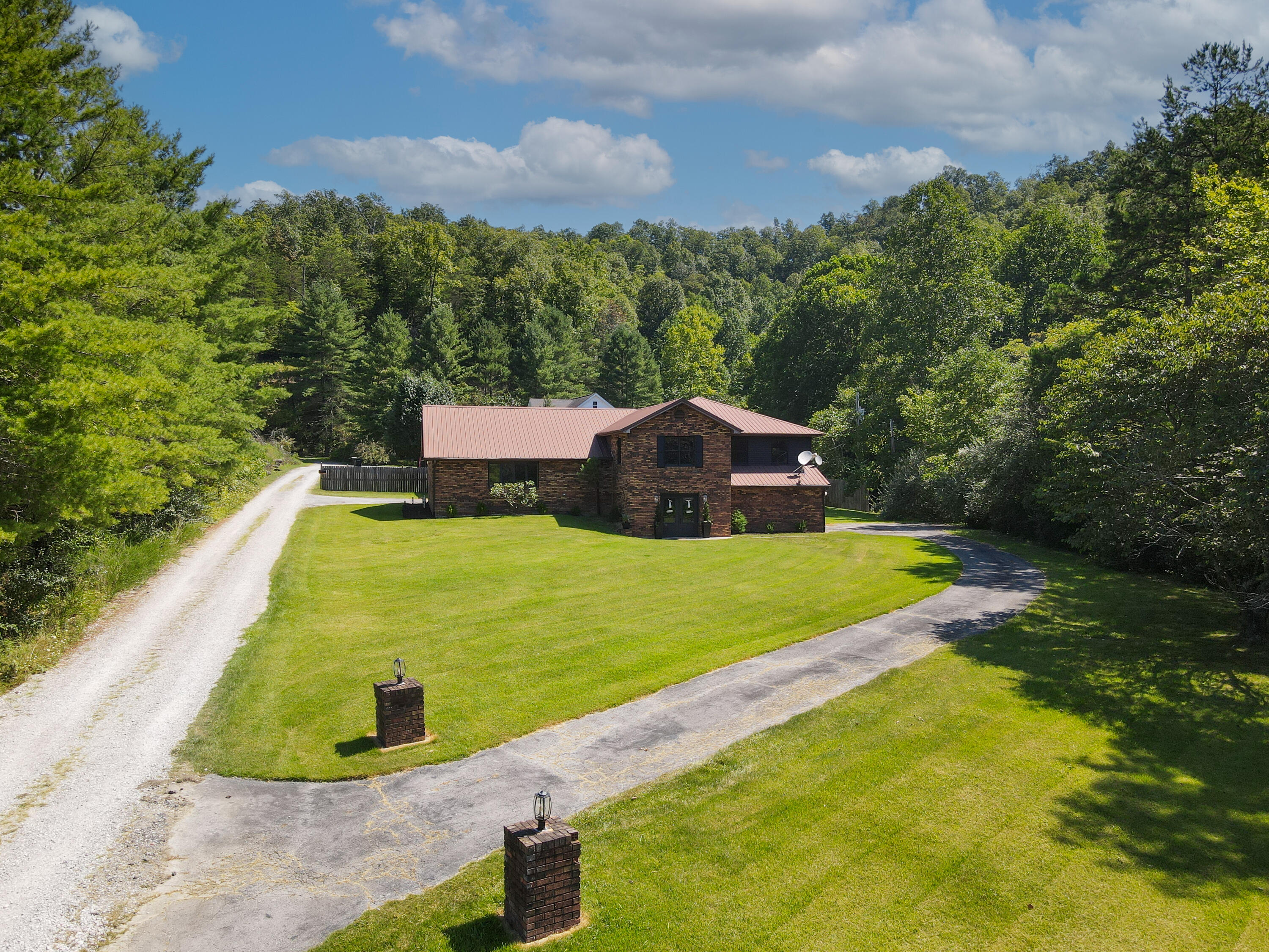 180 Calanna Estate Road