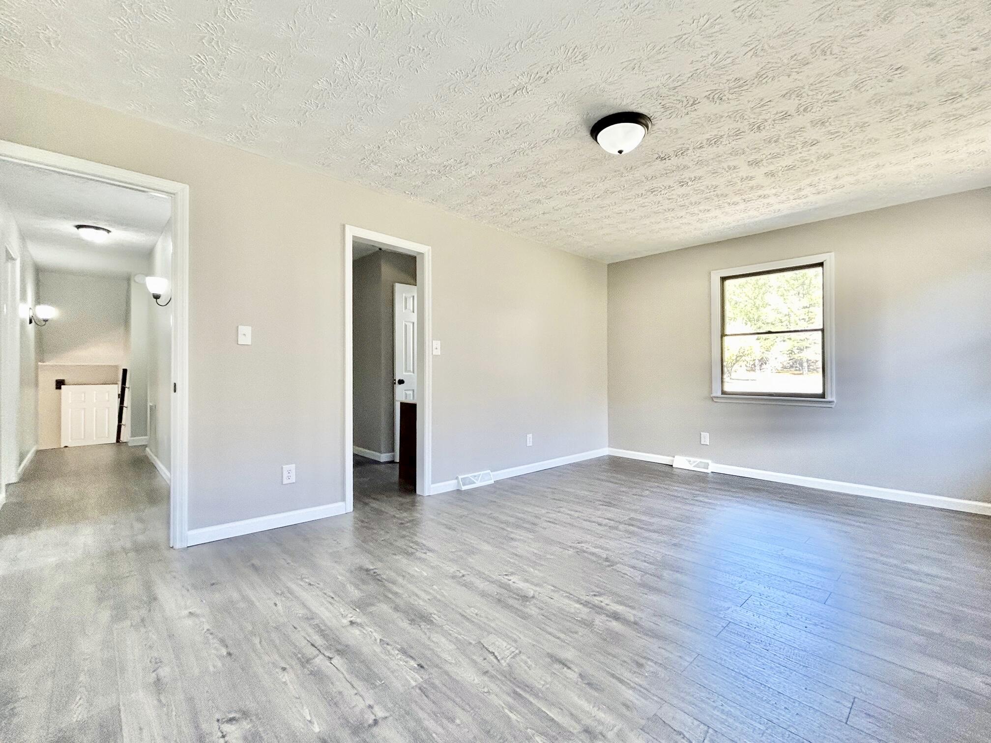 180 Calanna Estate Road