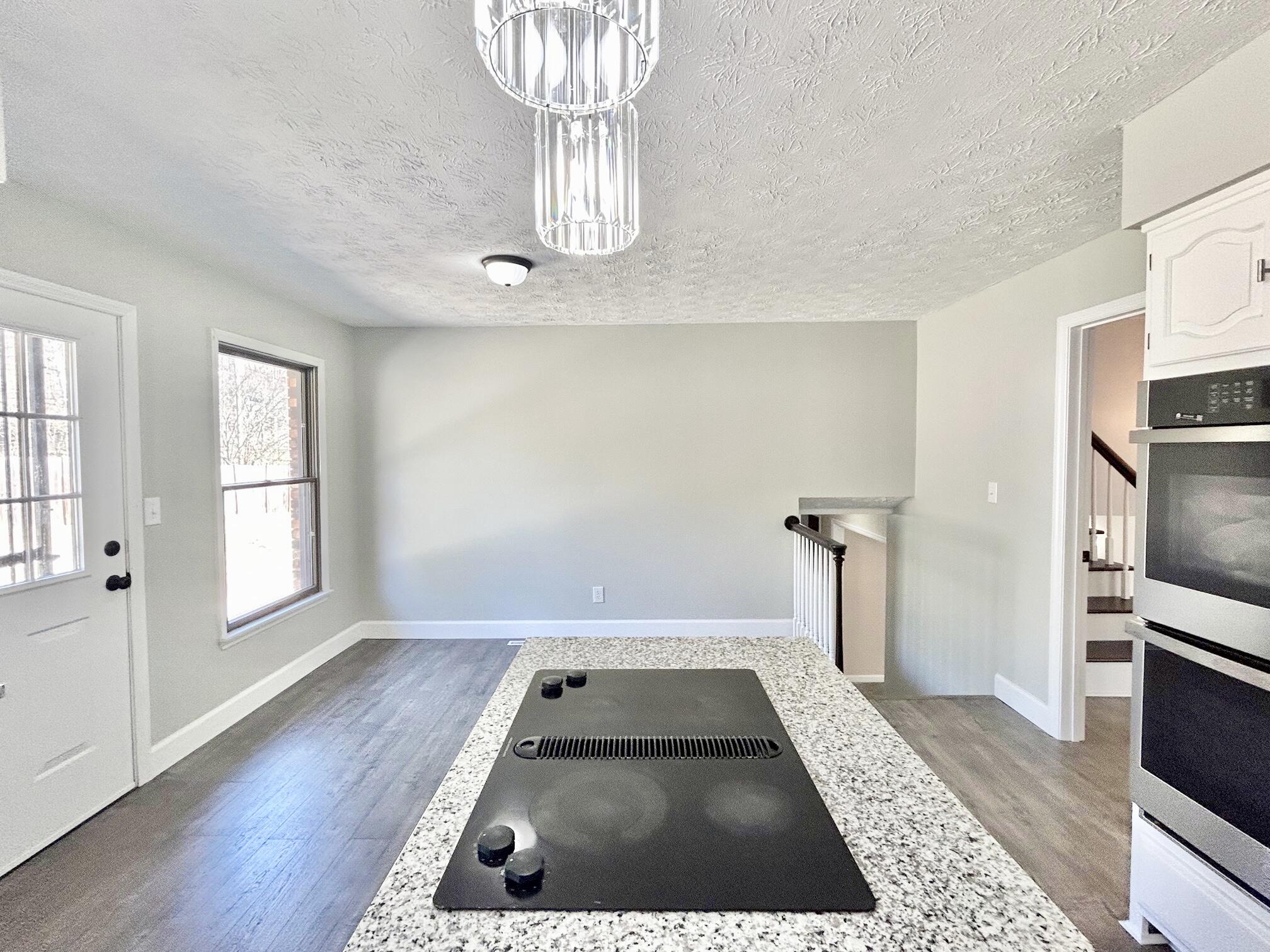 180 Calanna Estate Road