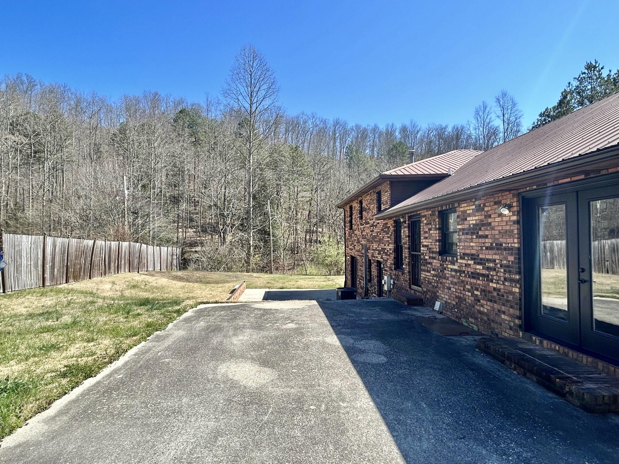 180 Calanna Estate Road