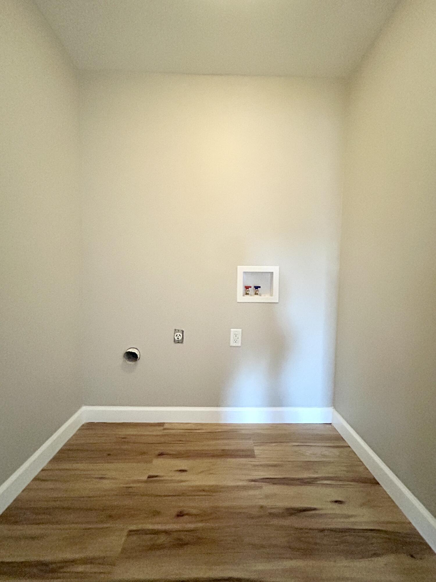 3918 Hickory Hill Drive