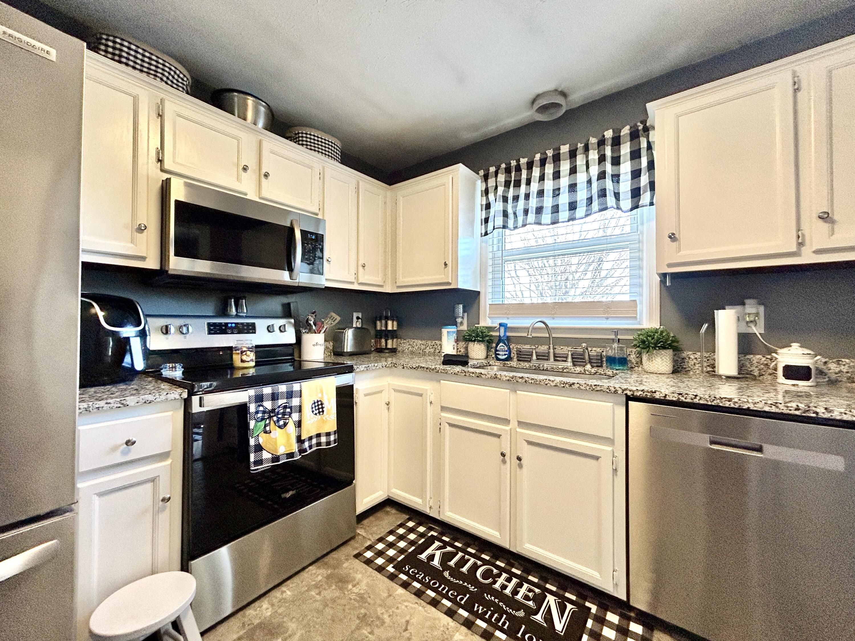 104 Hidden Crest Drive