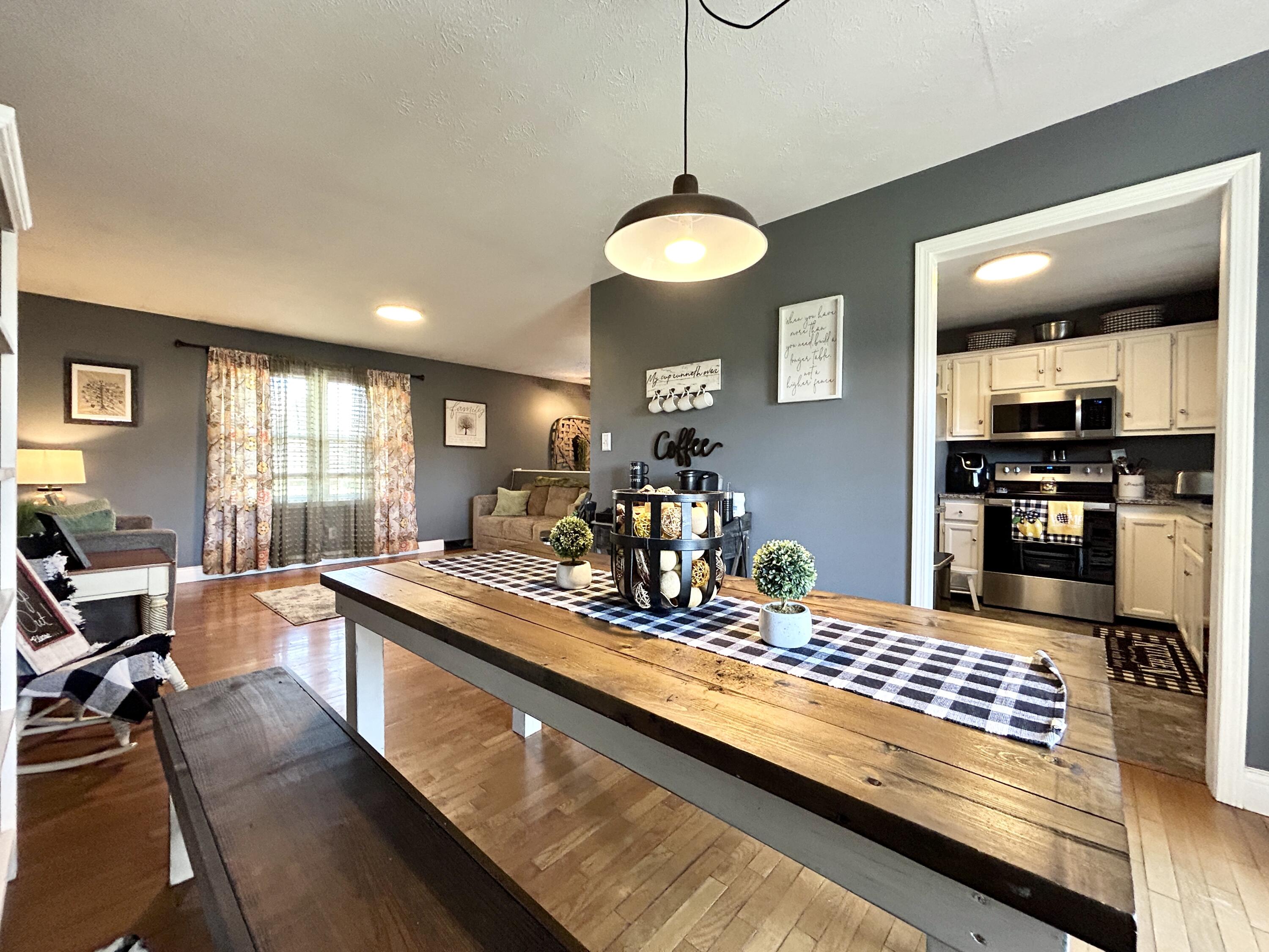 104 Hidden Crest Drive