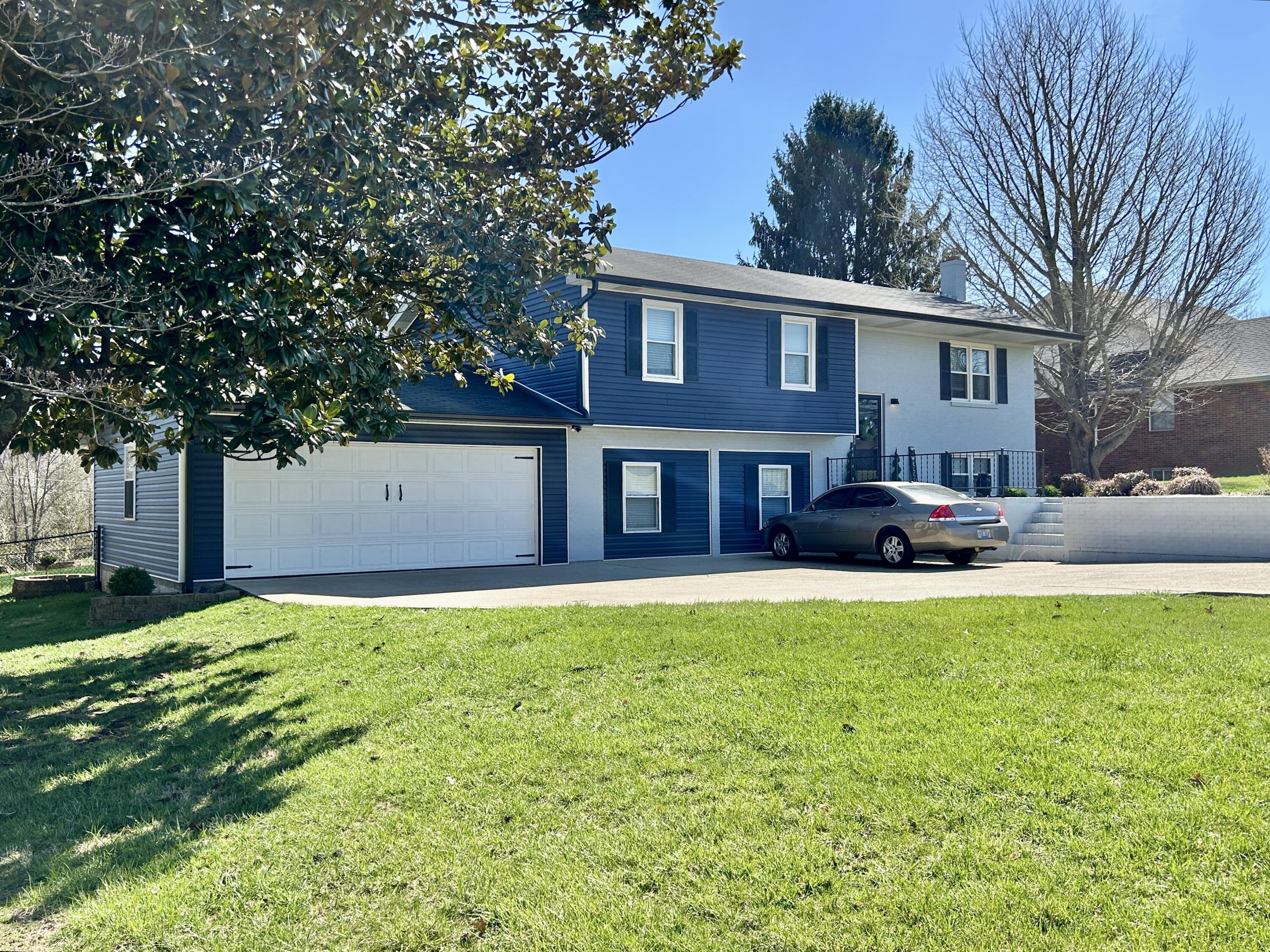 104 Hidden Crest Drive