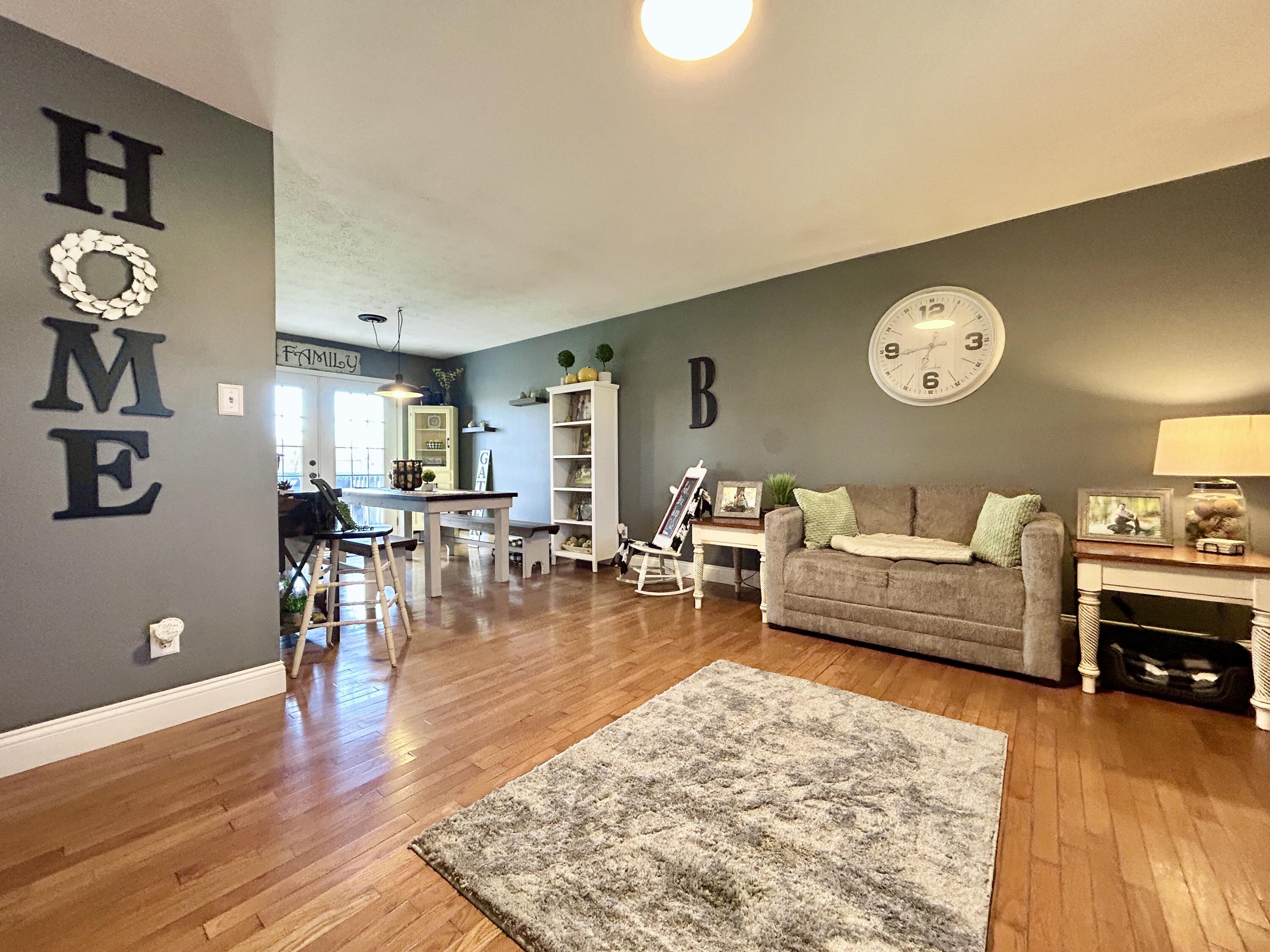 104 Hidden Crest Drive