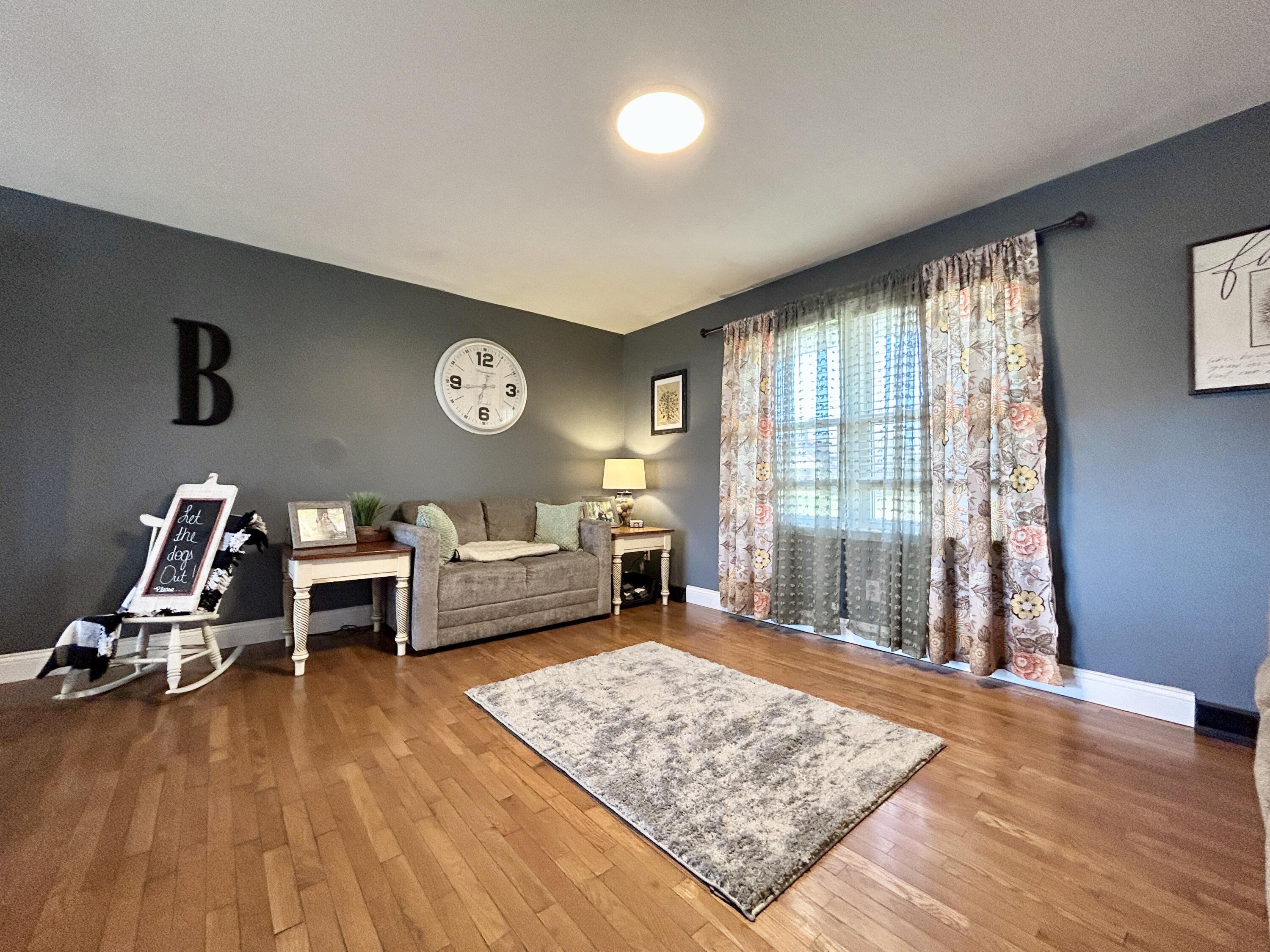 104 Hidden Crest Drive