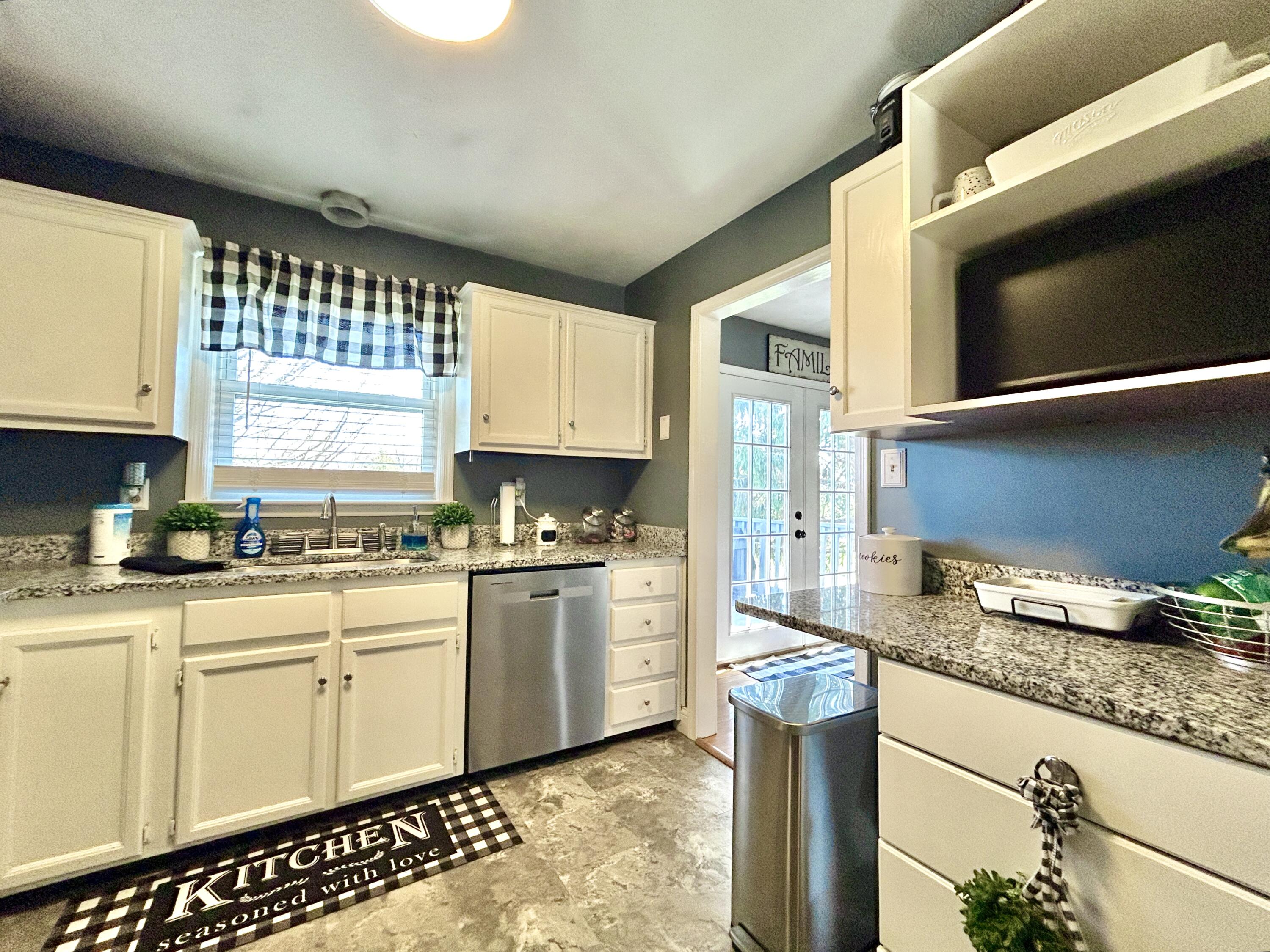 104 Hidden Crest Drive