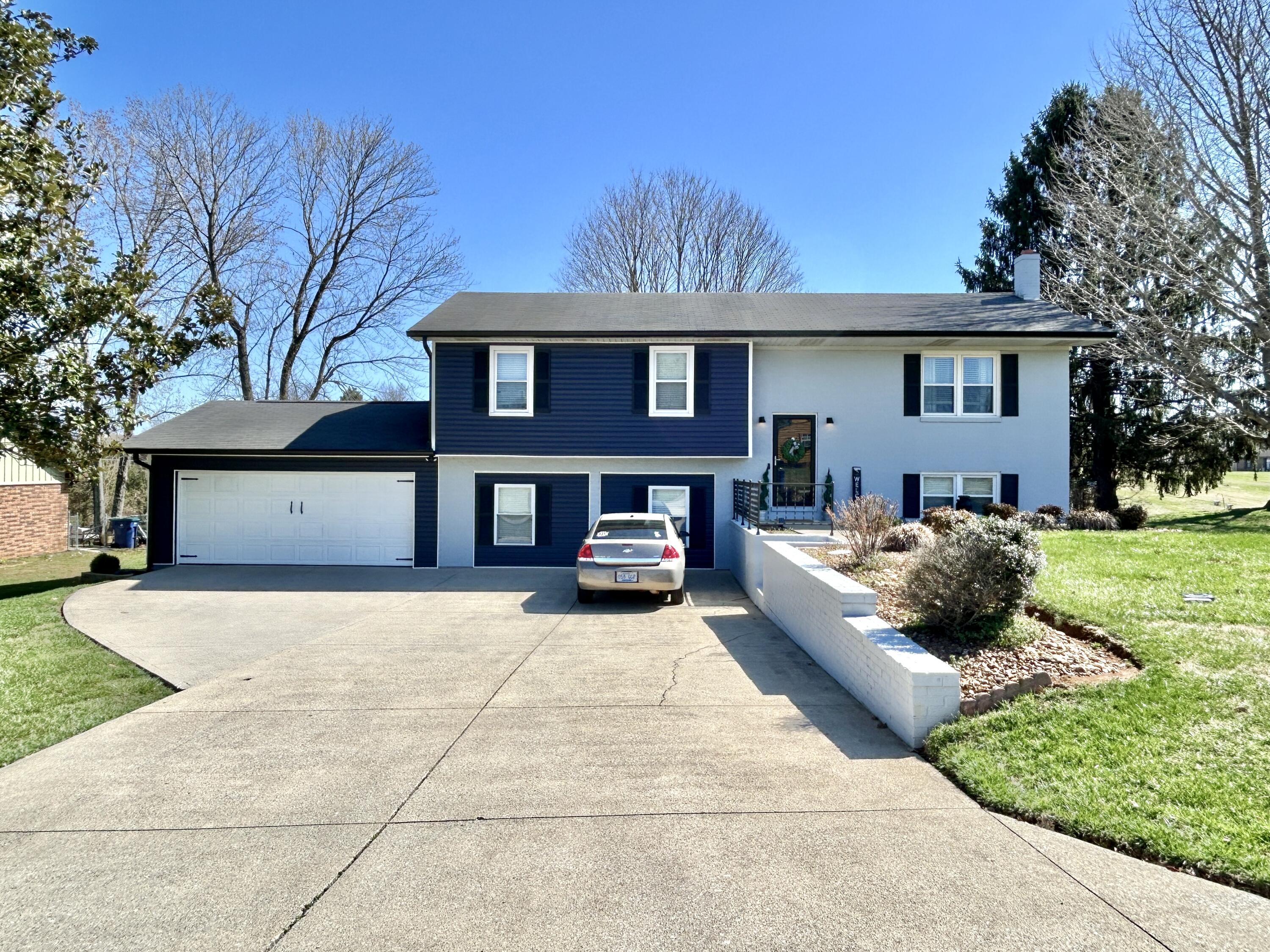 104 Hidden Crest Drive