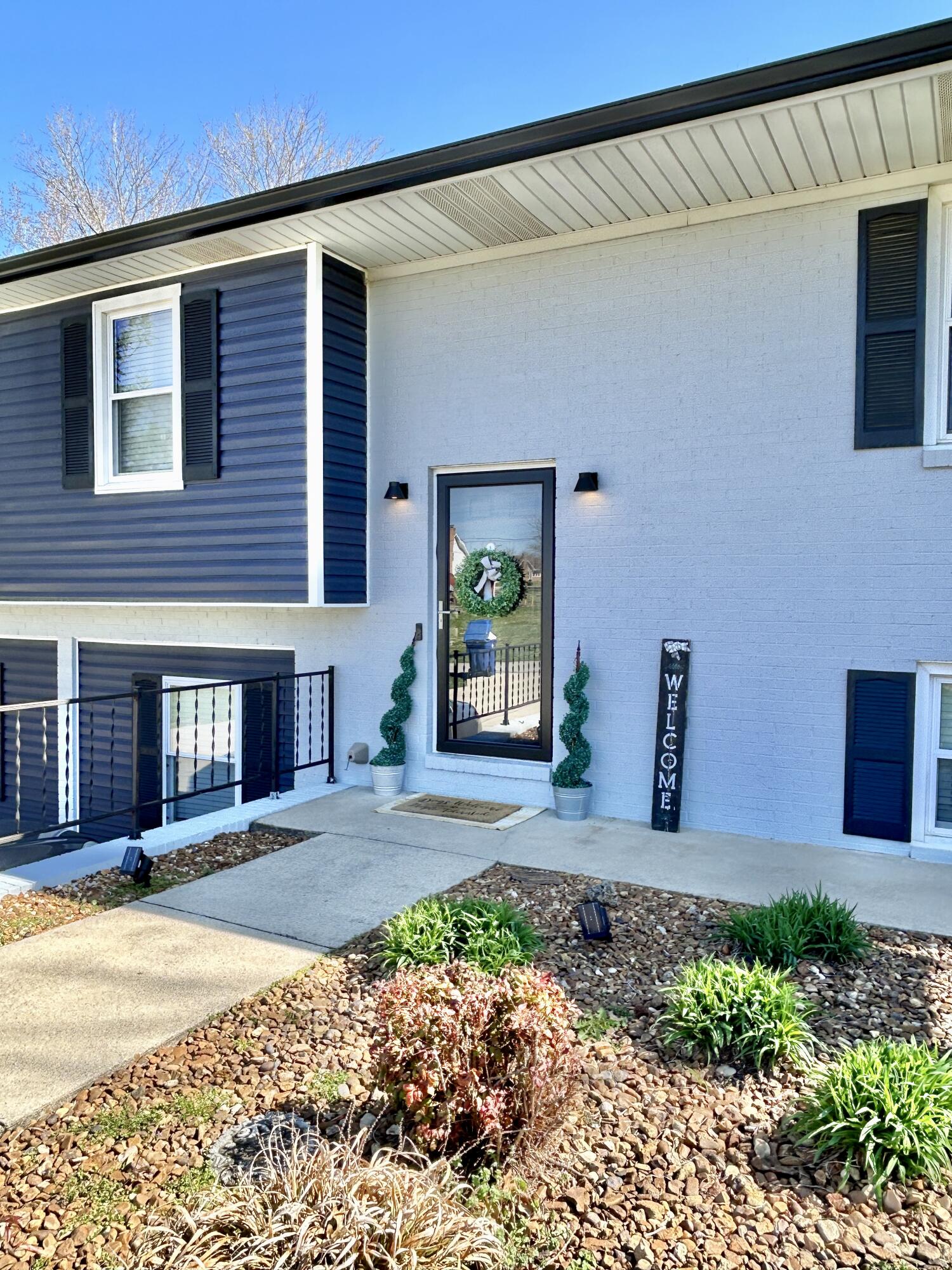 104 Hidden Crest Drive