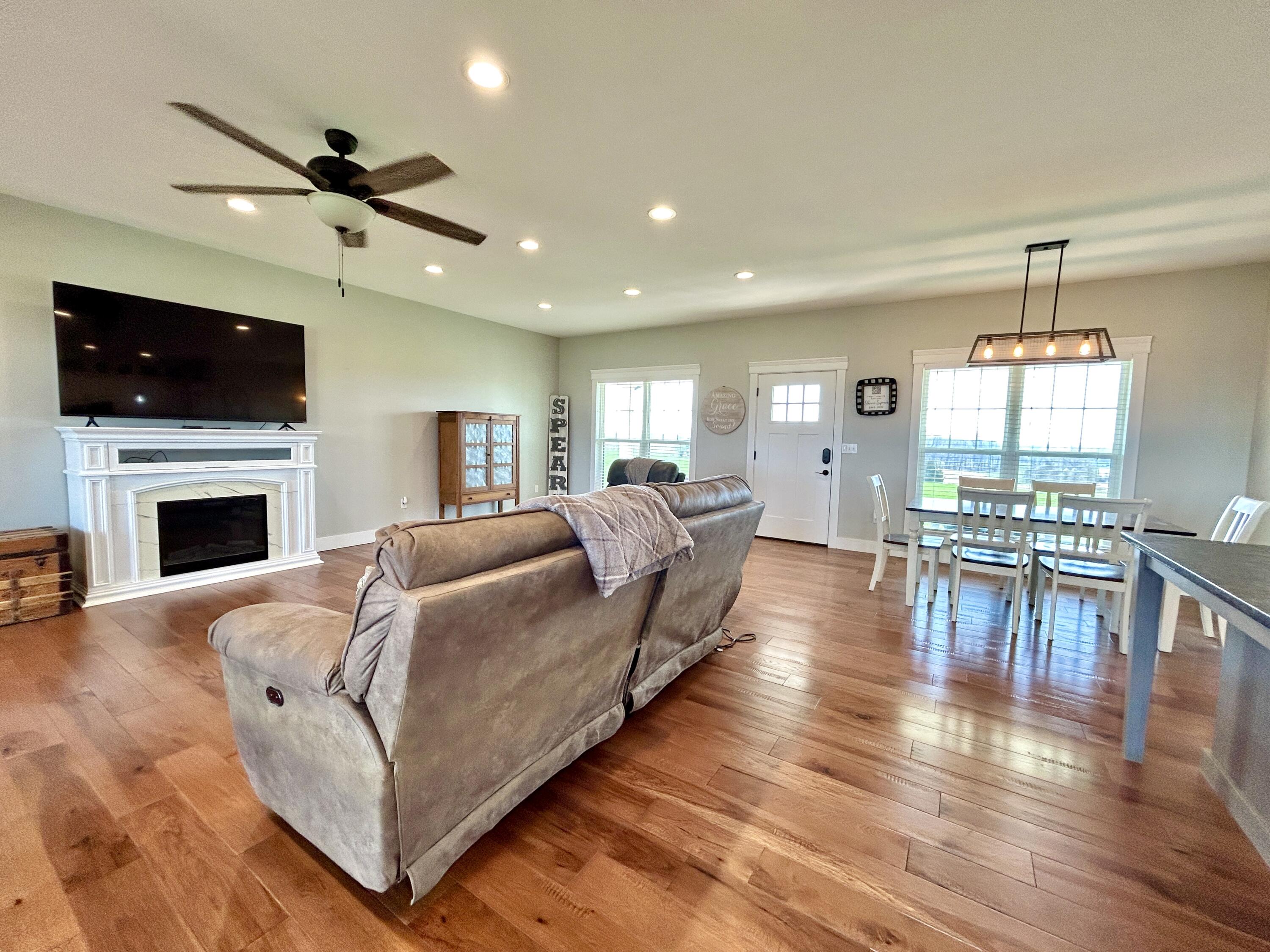 796 East Old Norwood Road