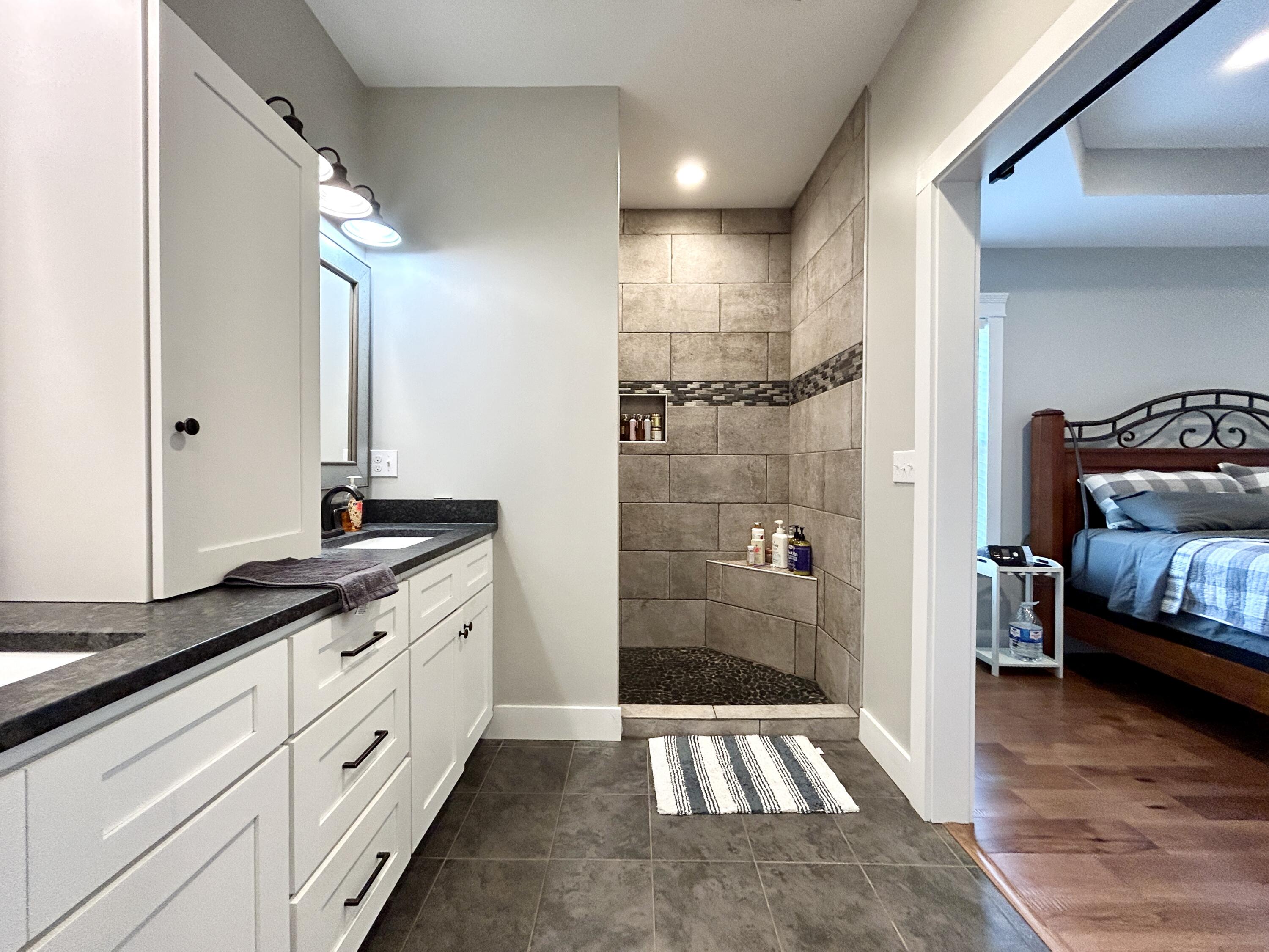 796 East Old Norwood Road