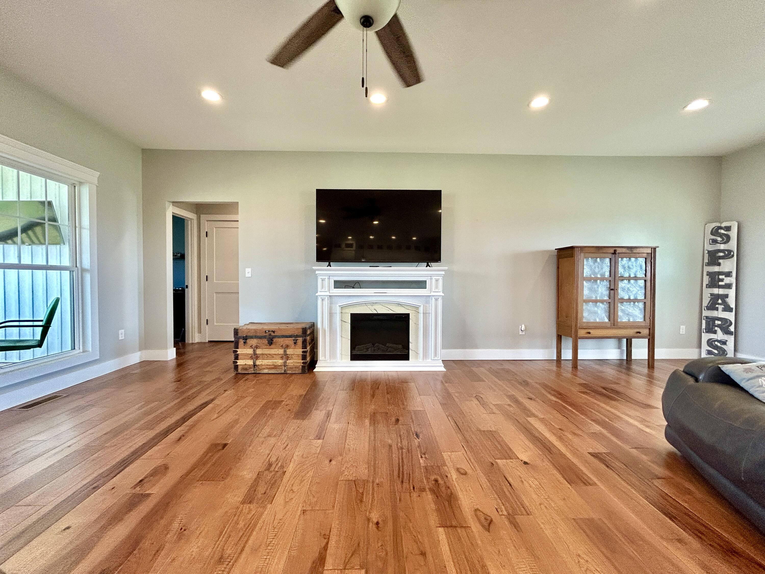 796 East Old Norwood Road