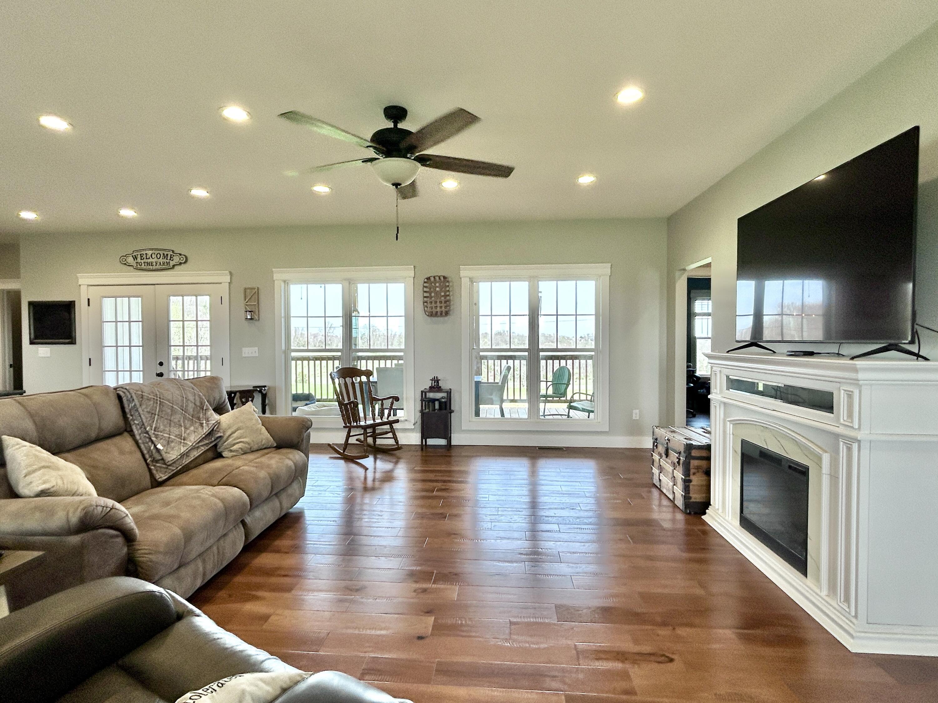 796 East Old Norwood Road