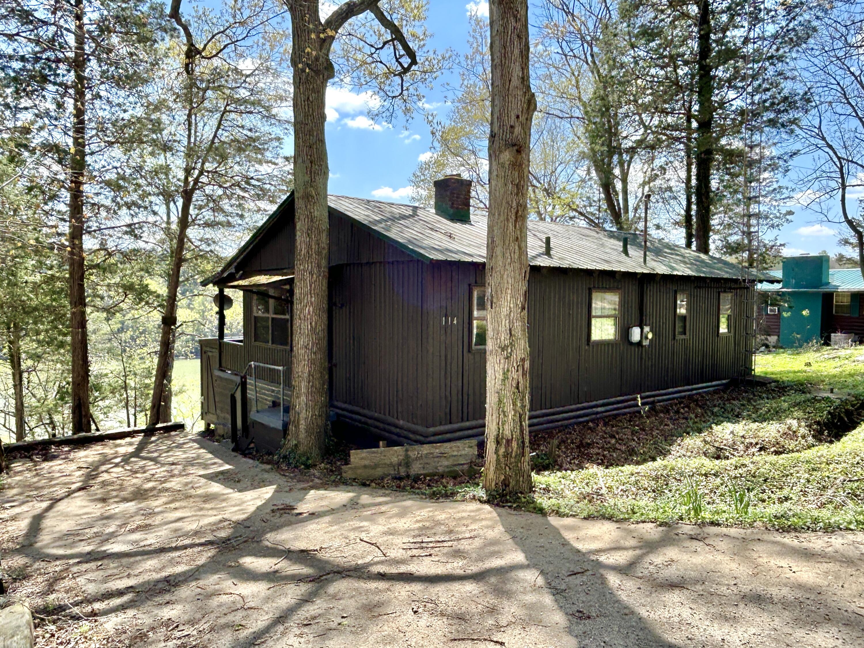 114 Lewis Bray Court