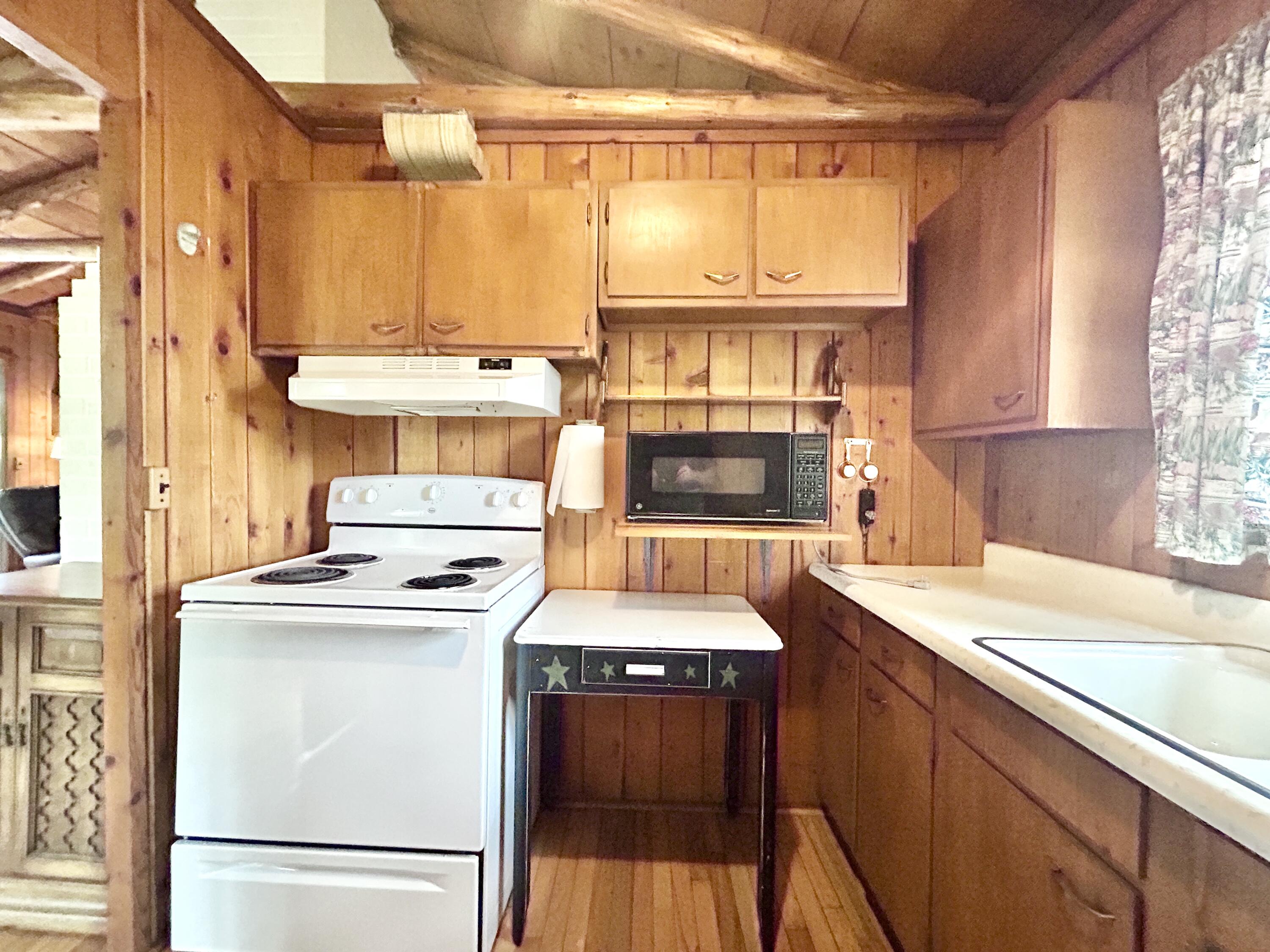 114 Lewis Bray Court