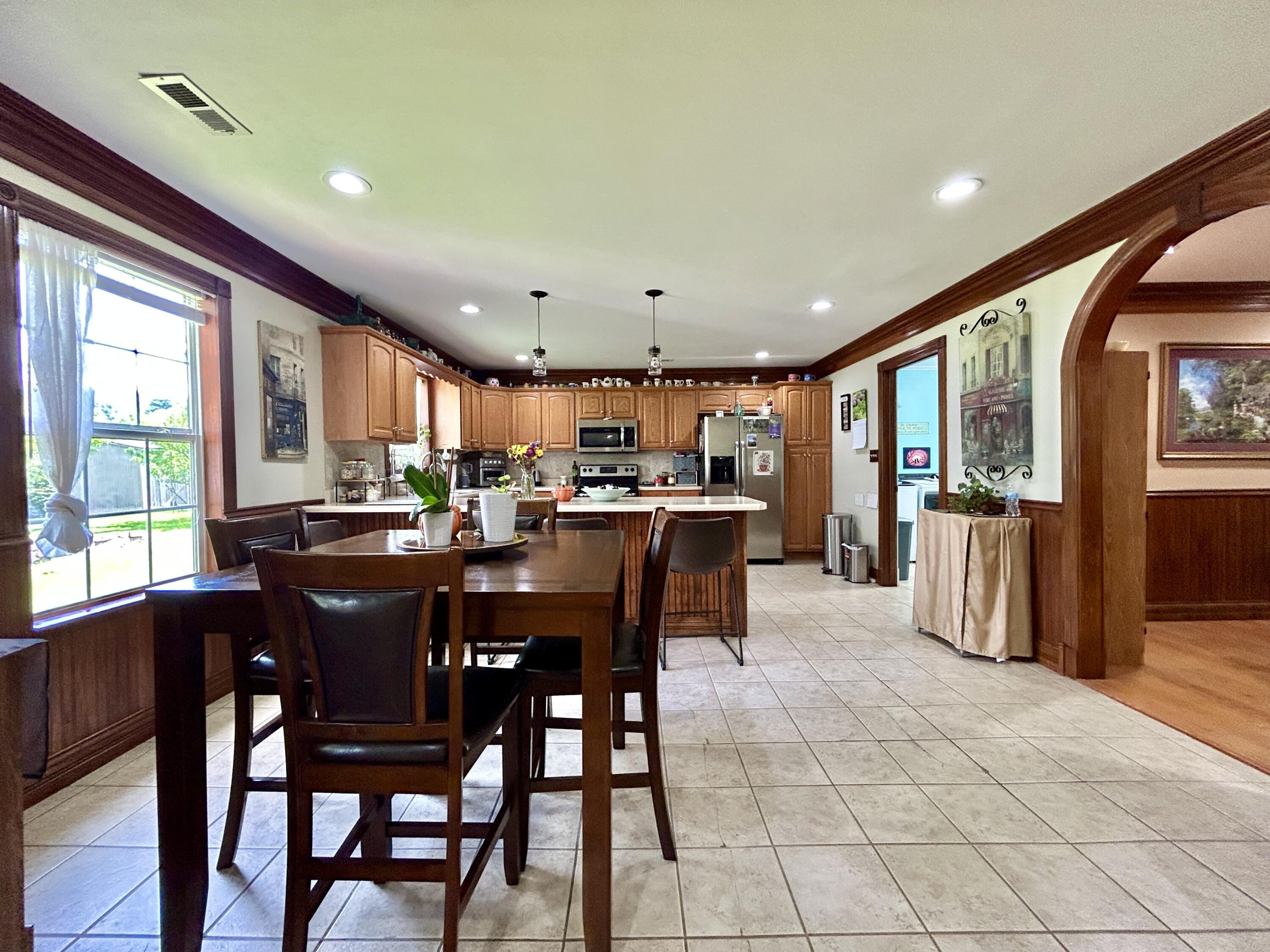 100 South Ridgeport Drive