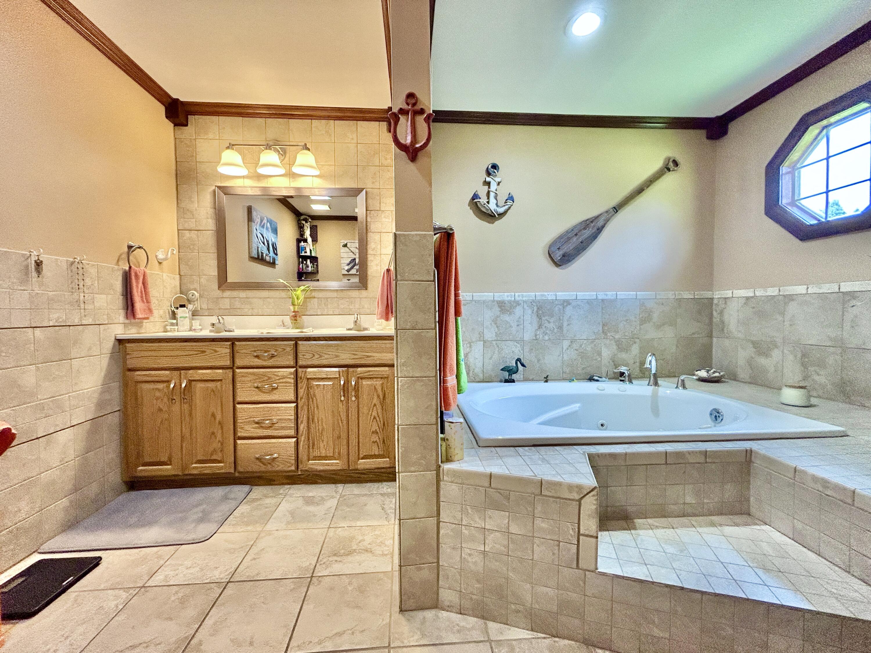 100 South Ridgeport Drive