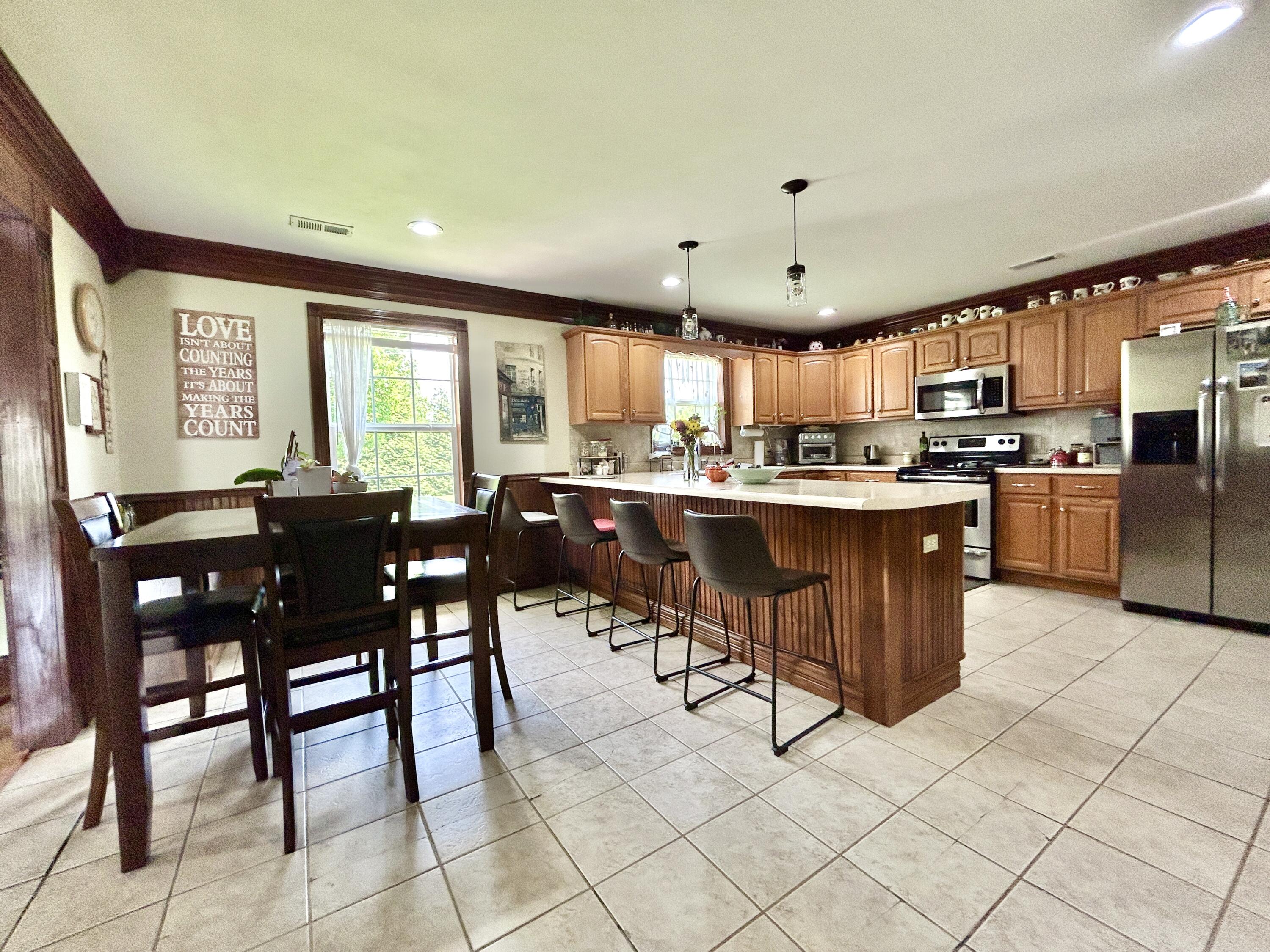 100 South Ridgeport Drive