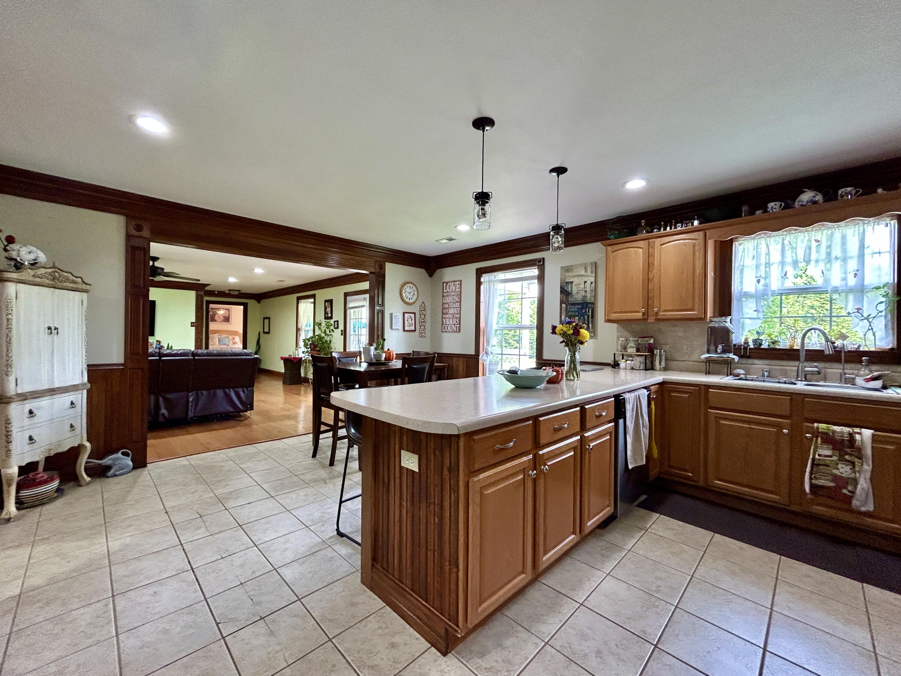 100 South Ridgeport Drive