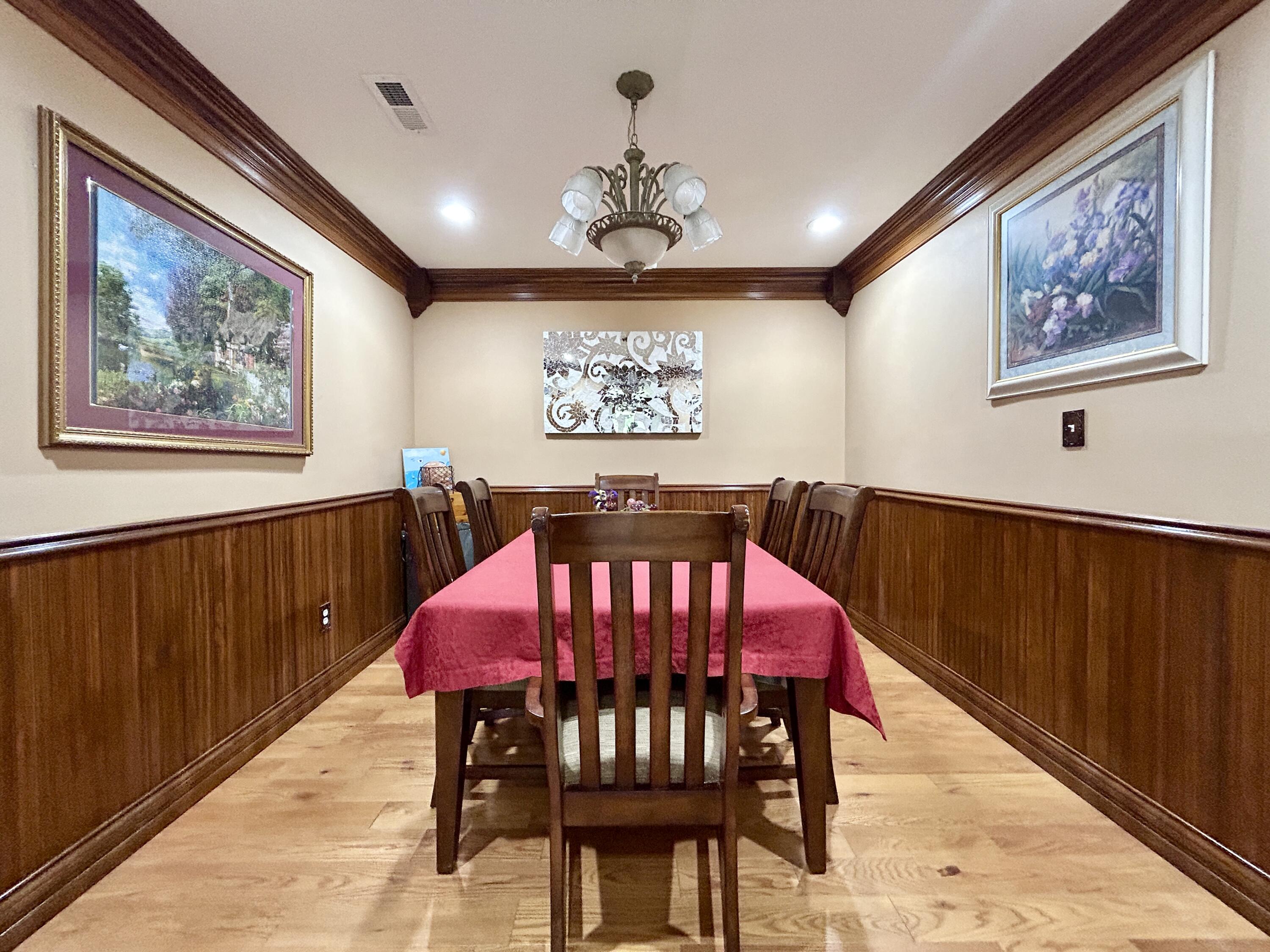 100 South Ridgeport Drive