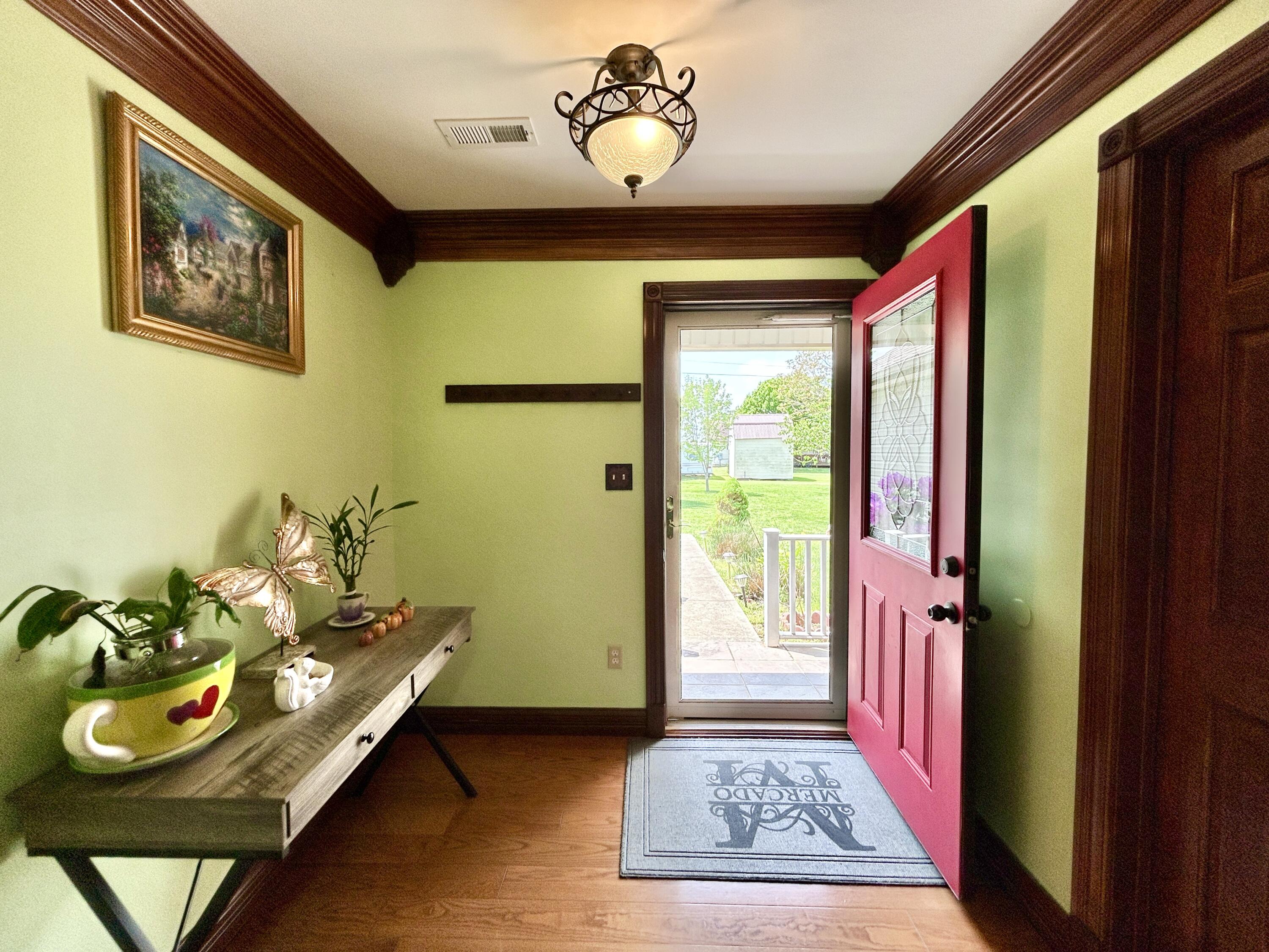 100 South Ridgeport Drive