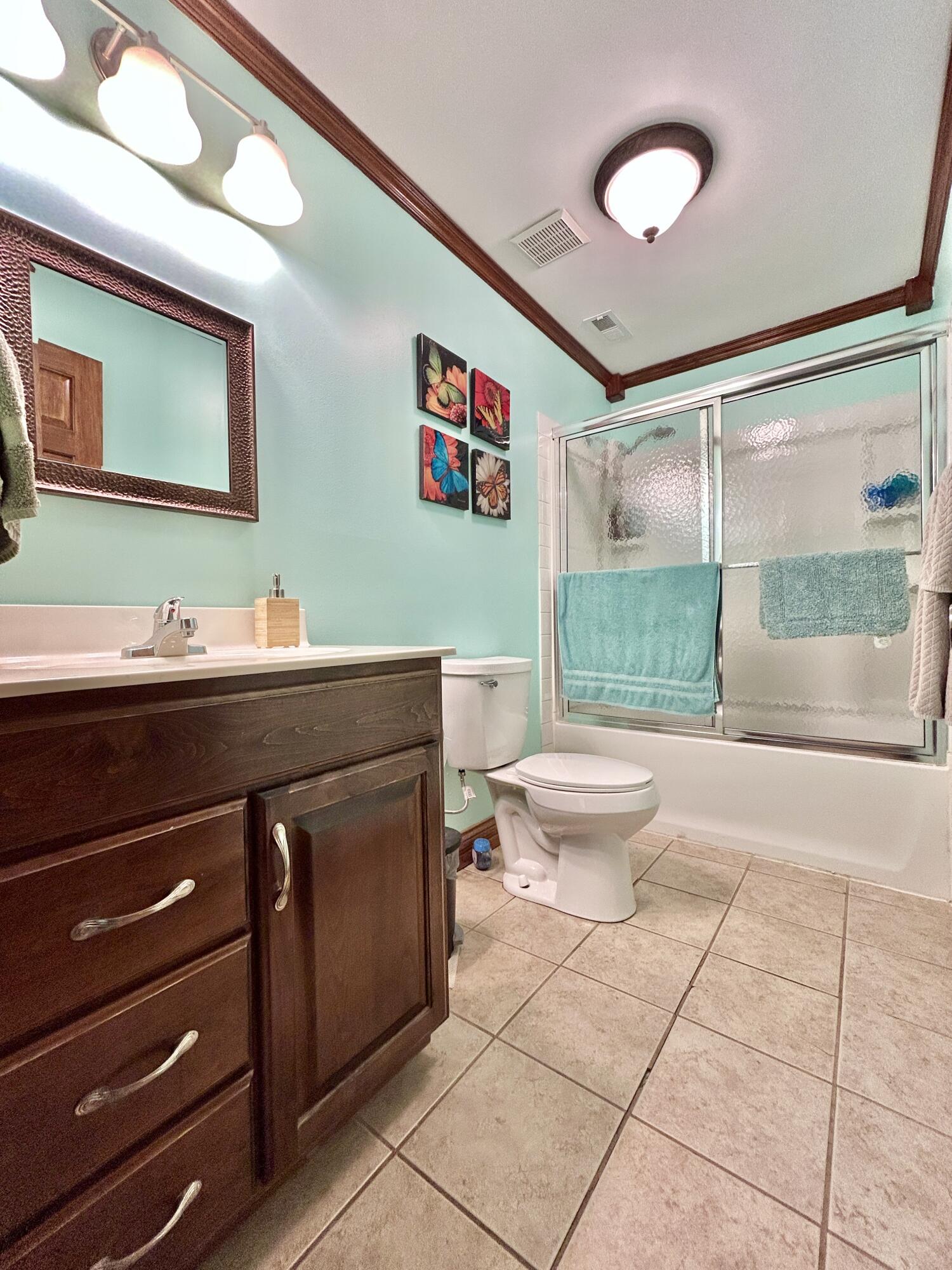 100 South Ridgeport Drive